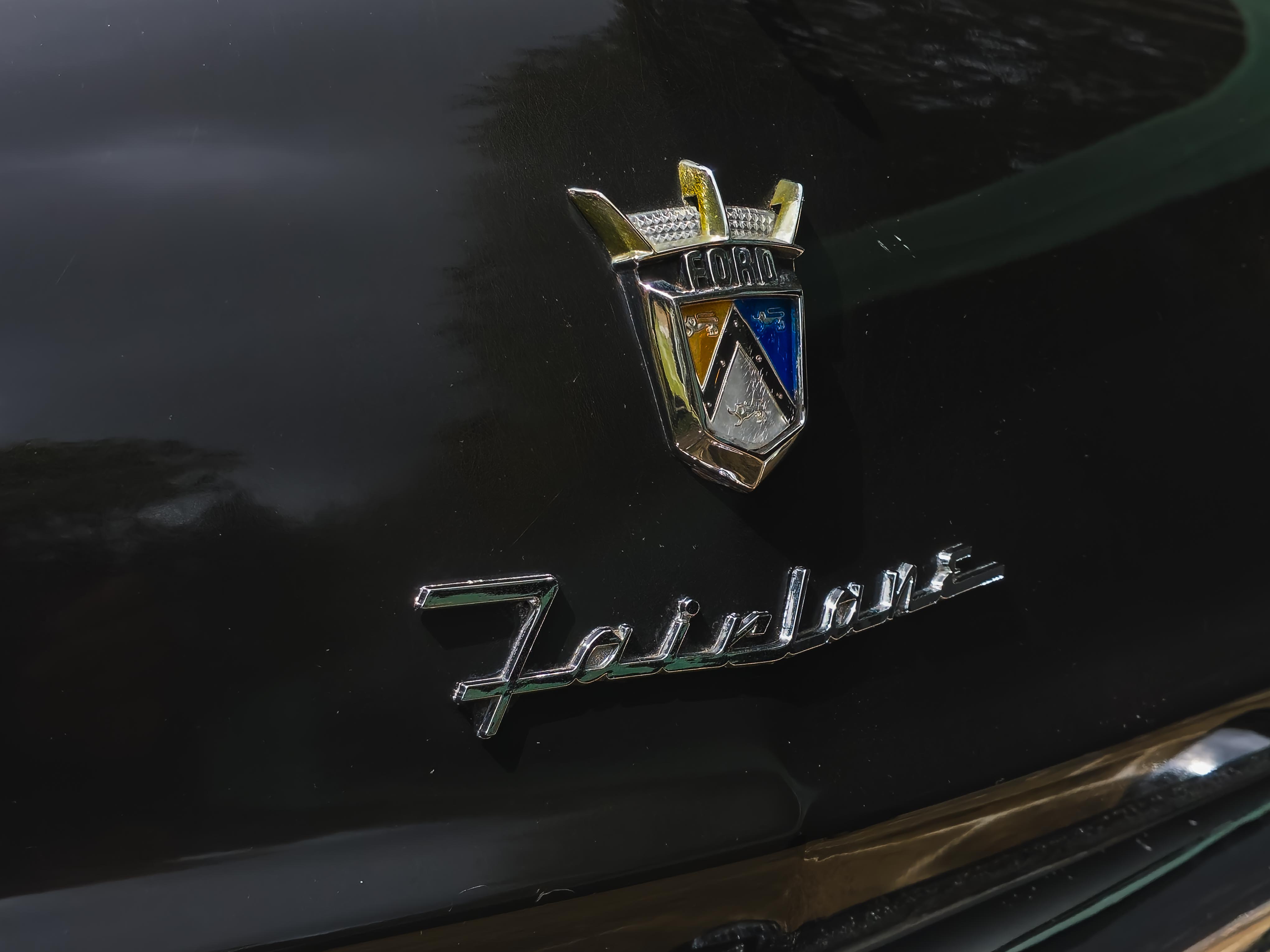 Ford Fairlane Sunliner 1956