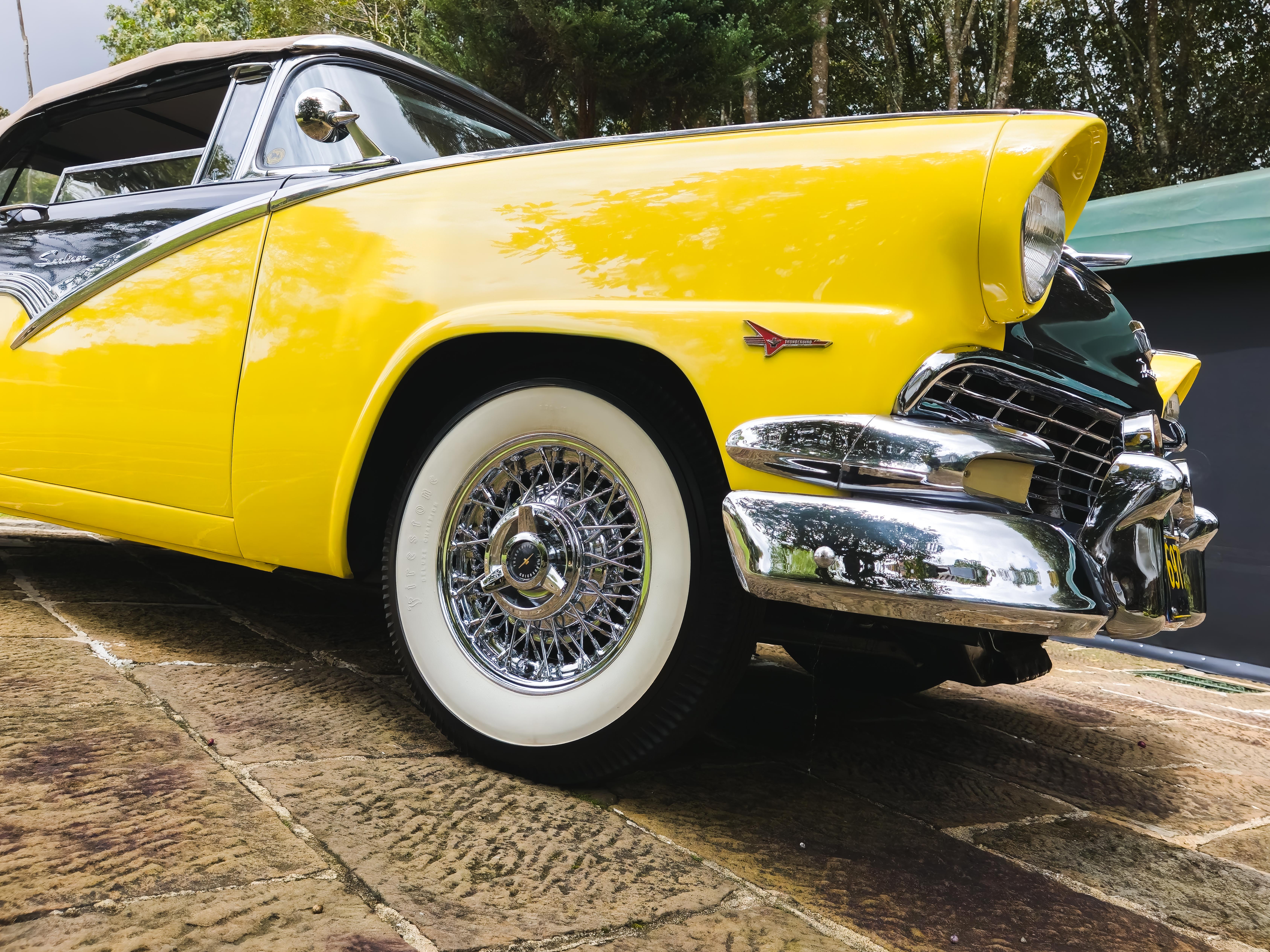 Ford Fairlane Sunliner 1956