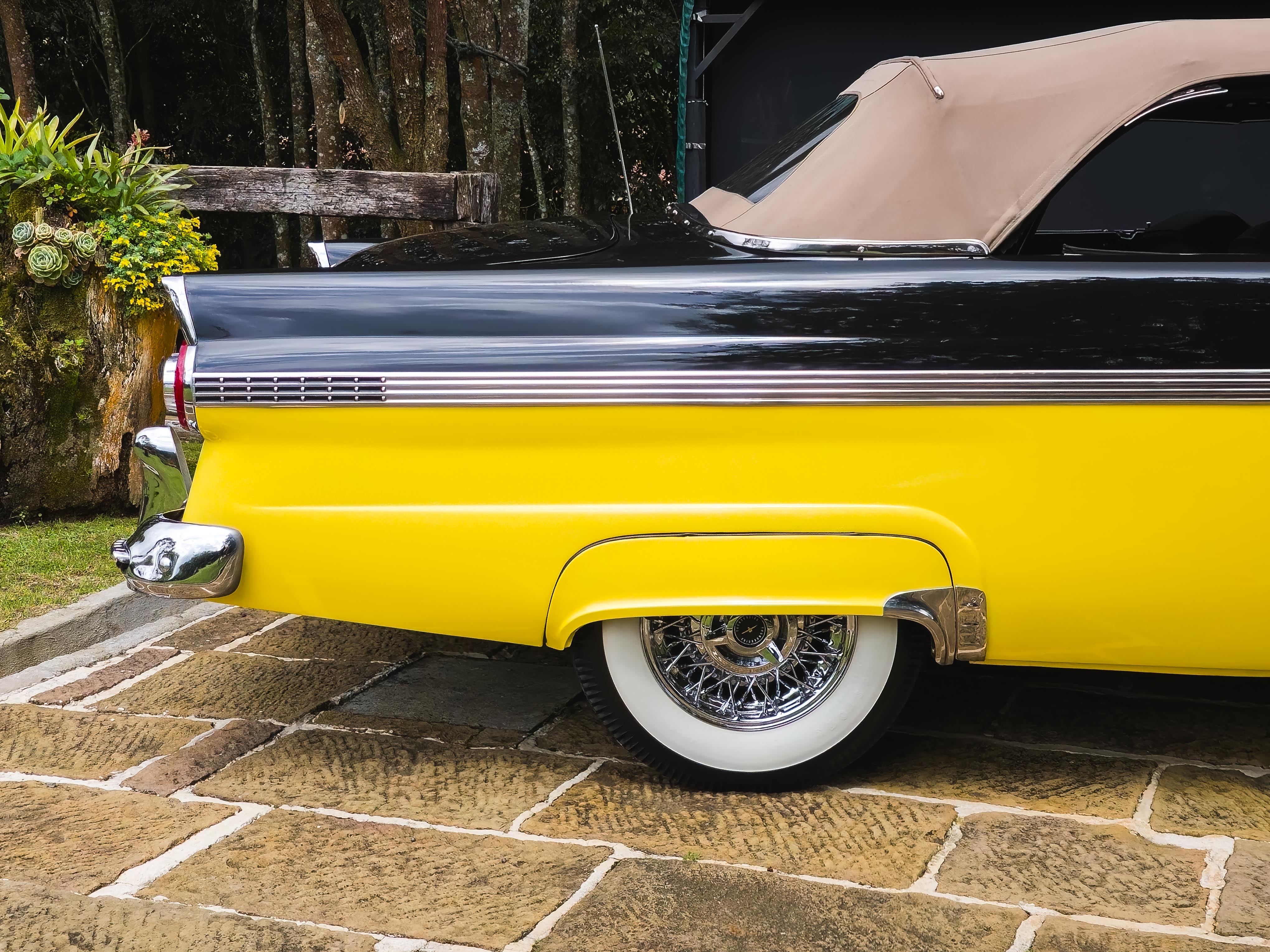 Ford Fairlane Sunliner 1956