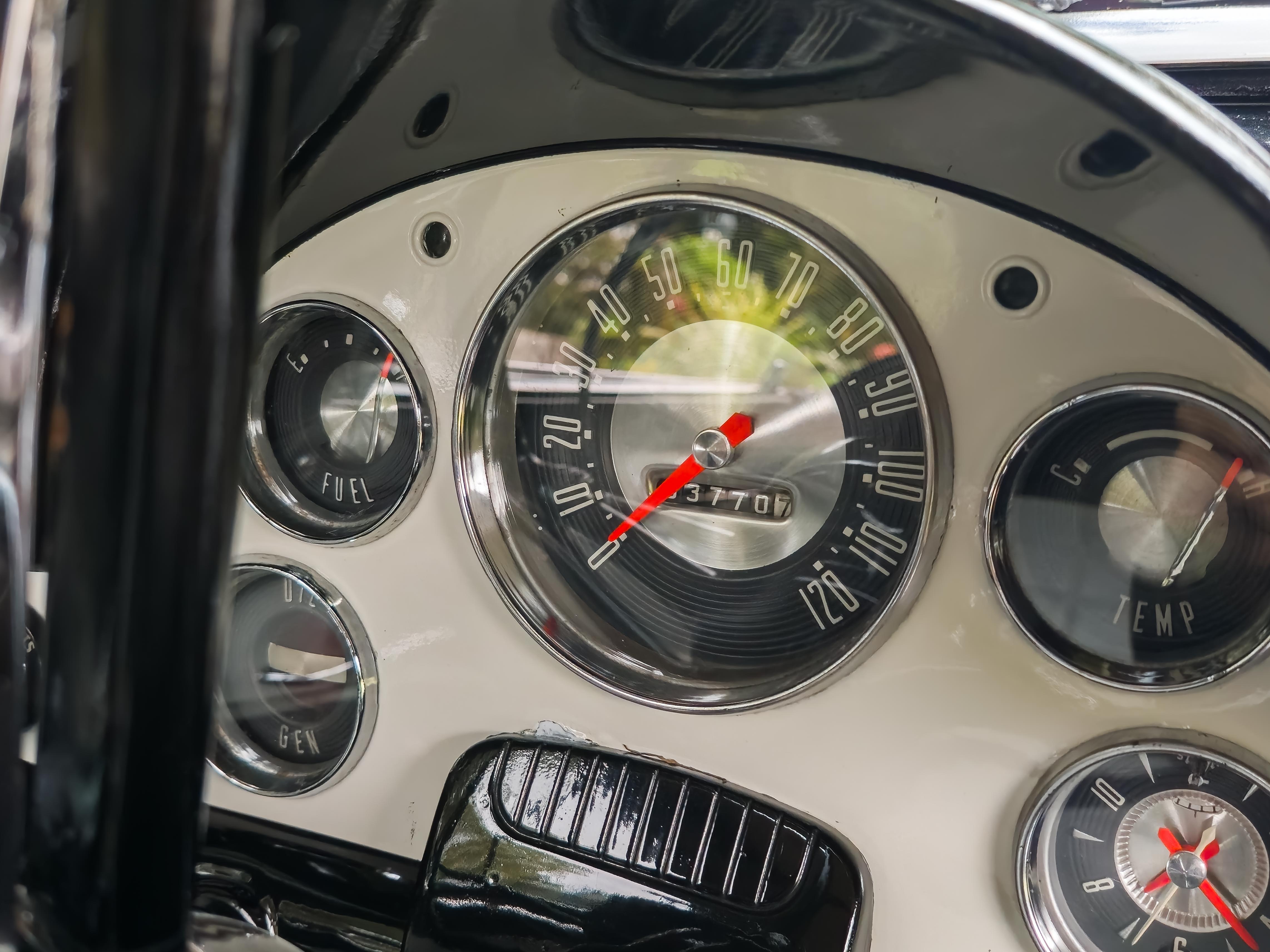 Ford Fairlane Sunliner 1956