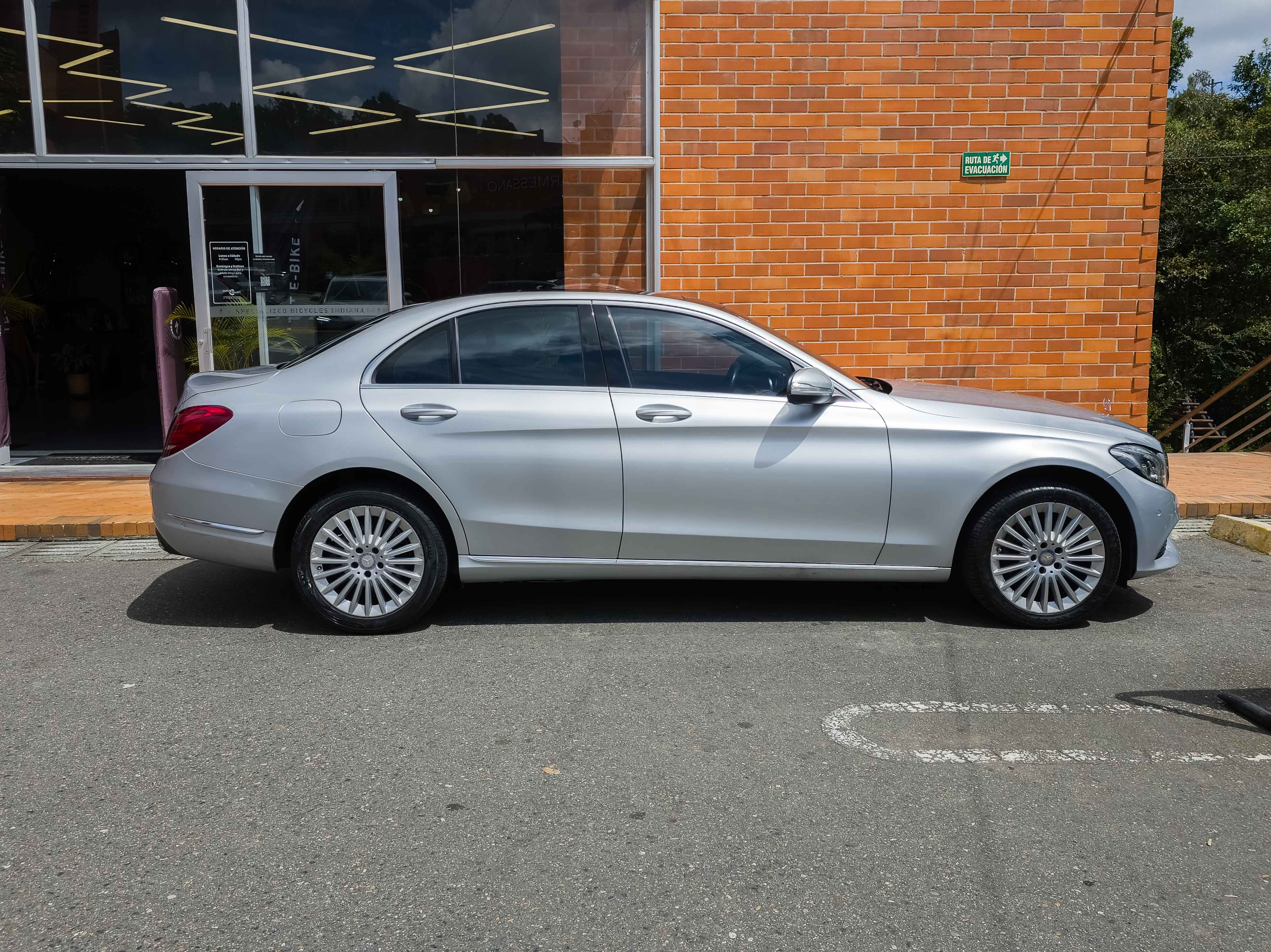 Mercedes Benz C 2.0 Cgi Exclusive 2015