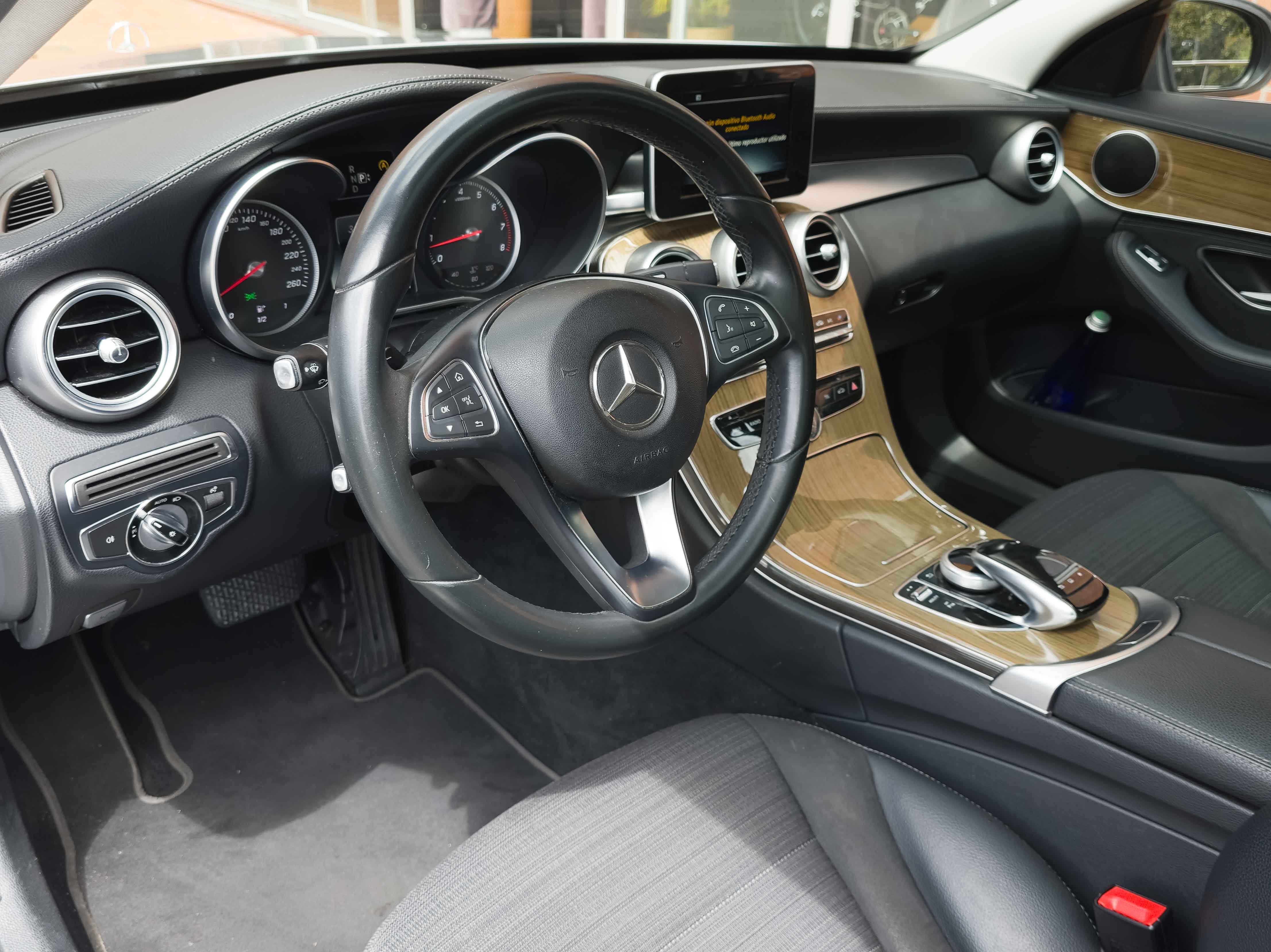 Mercedes Benz C 2.0 Cgi Exclusive 2015