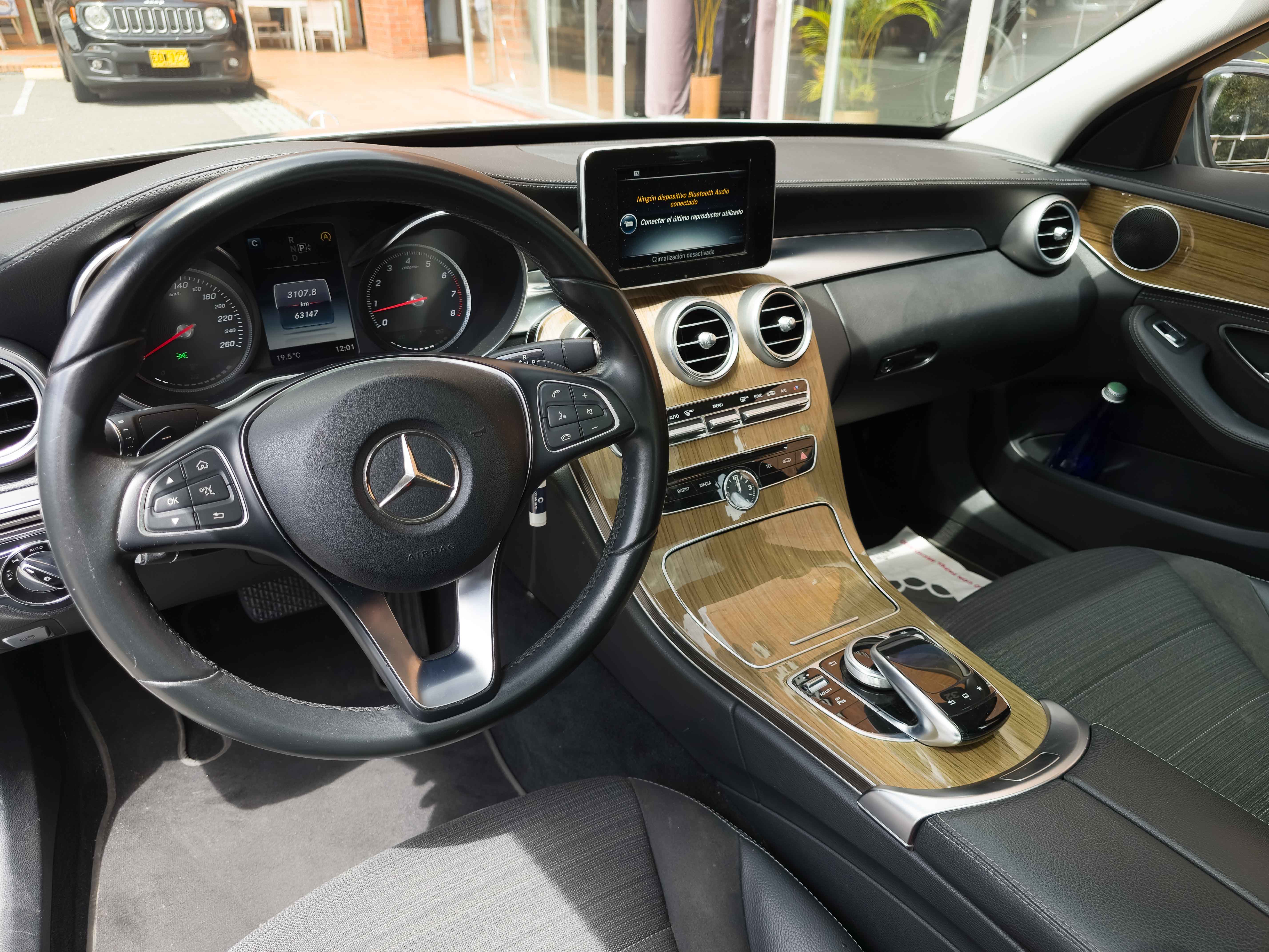 Mercedes Benz C 2.0 Cgi Exclusive 2015