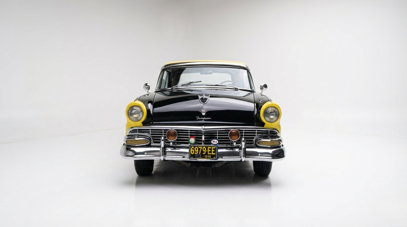 Ford Fairlane Sunliner 1956