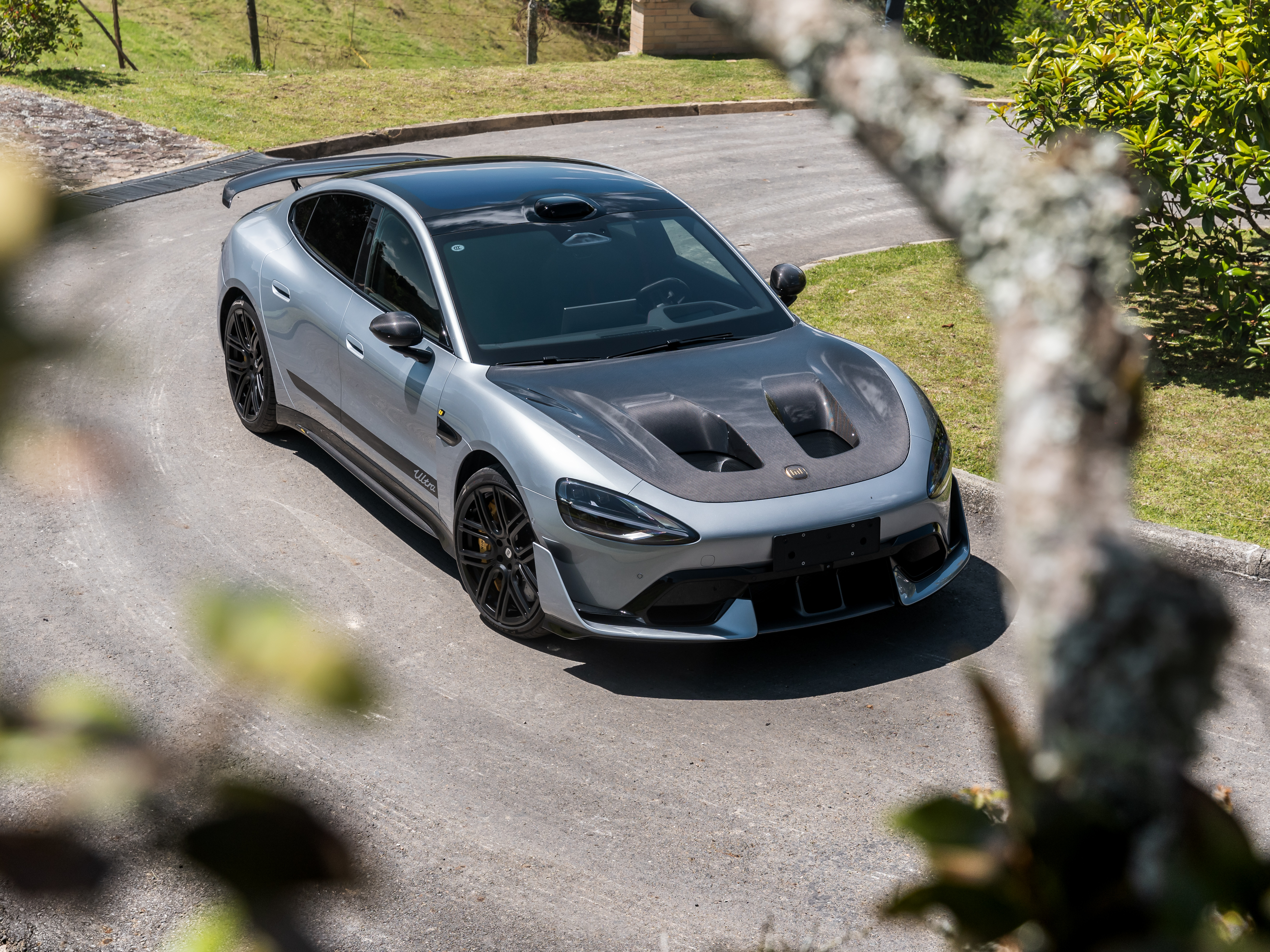 Xiaomi Su7 Ultra 2025