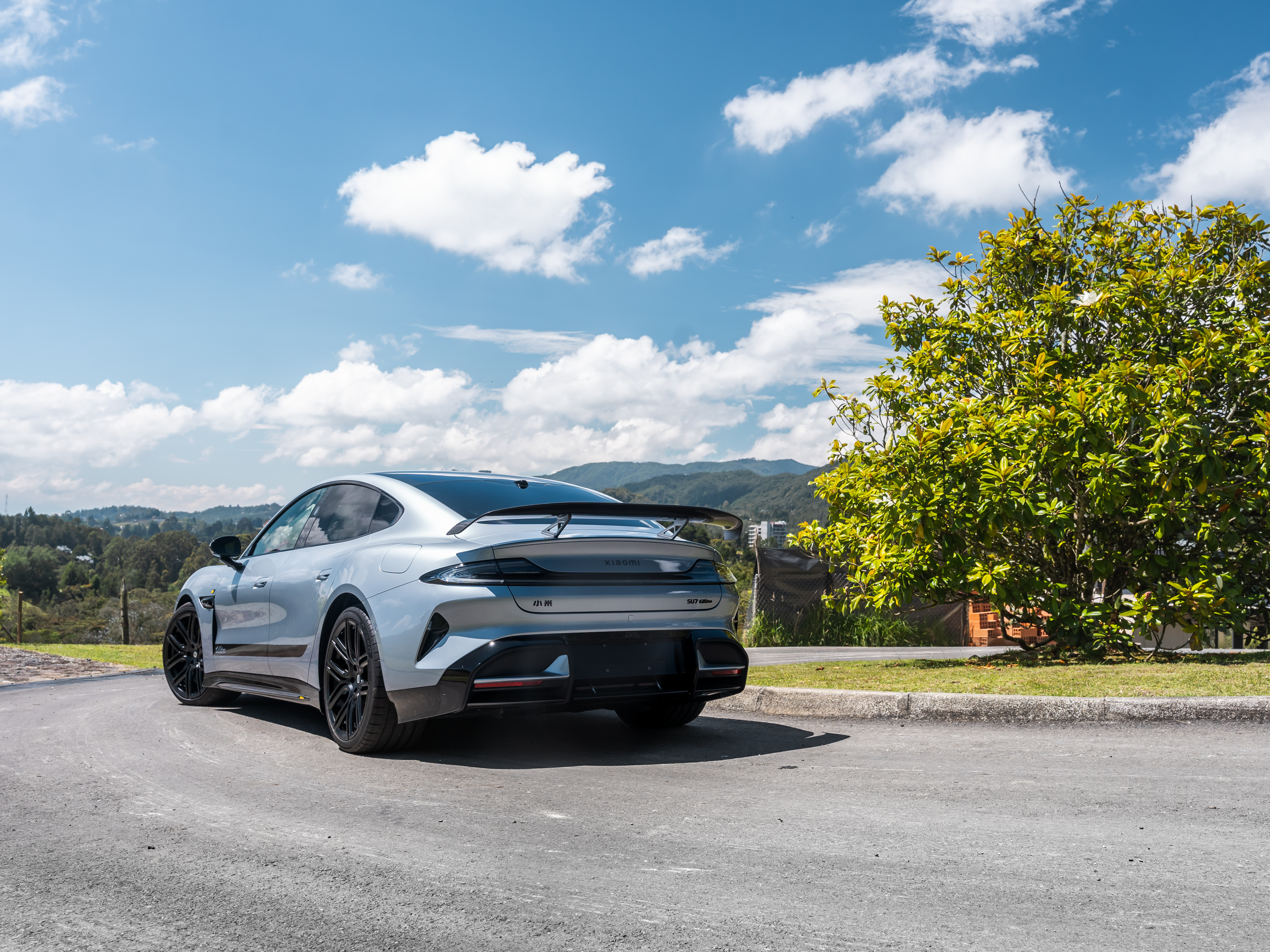 Xiaomi Su7 Ultra 2025