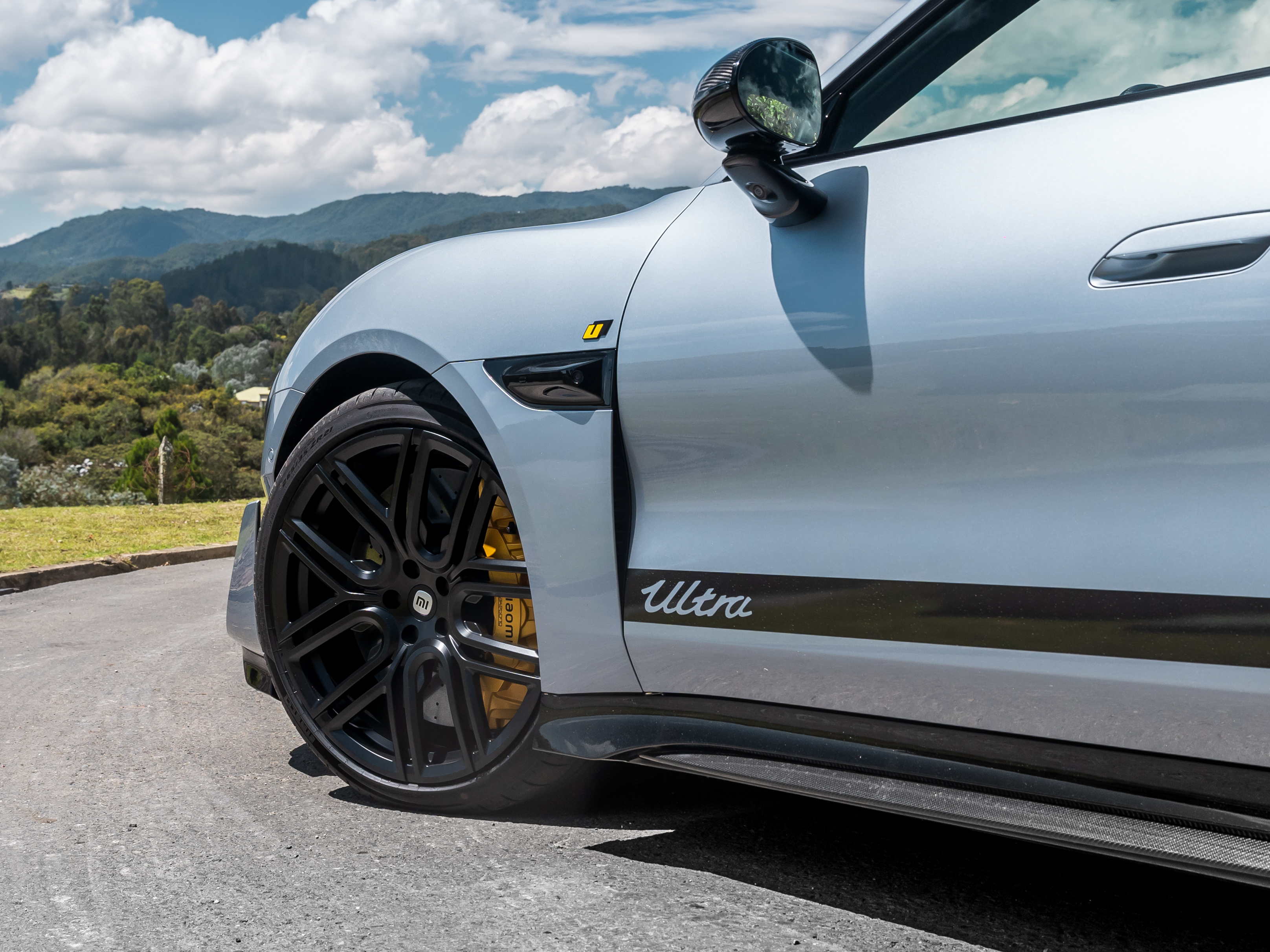 Xiaomi Su7 Ultra 2025