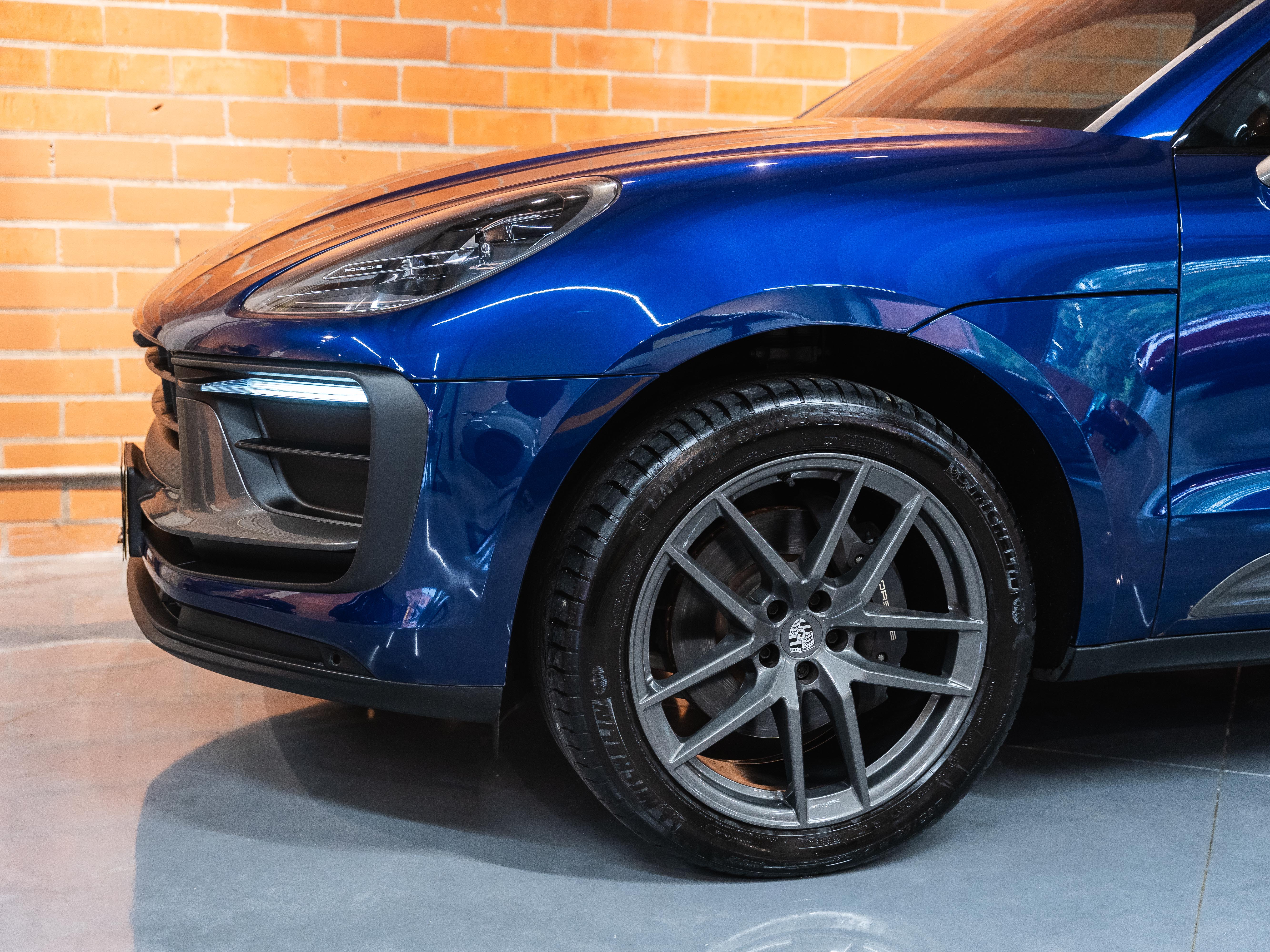 Porsche Macan T 2024