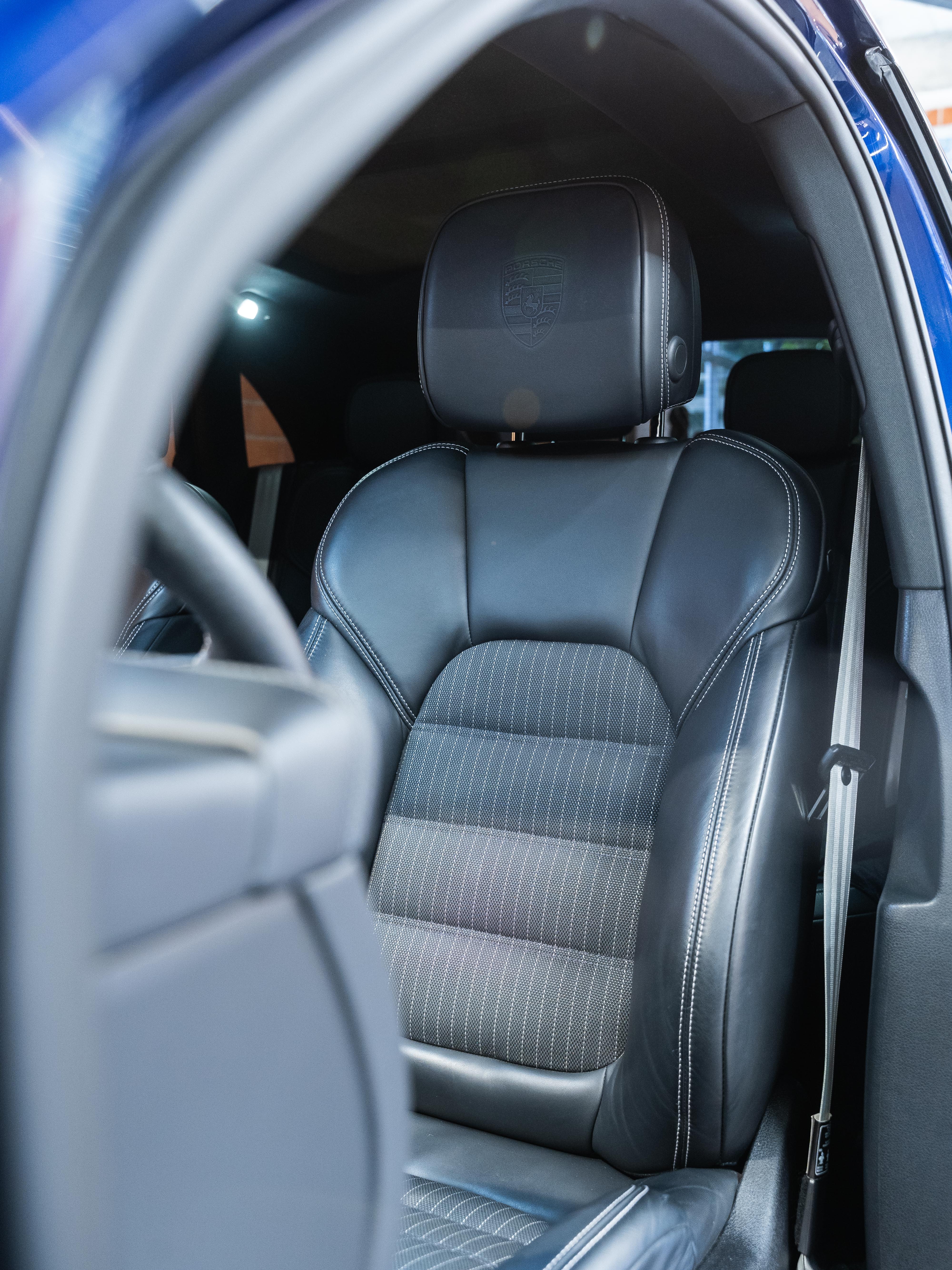 Porsche Macan T 2024