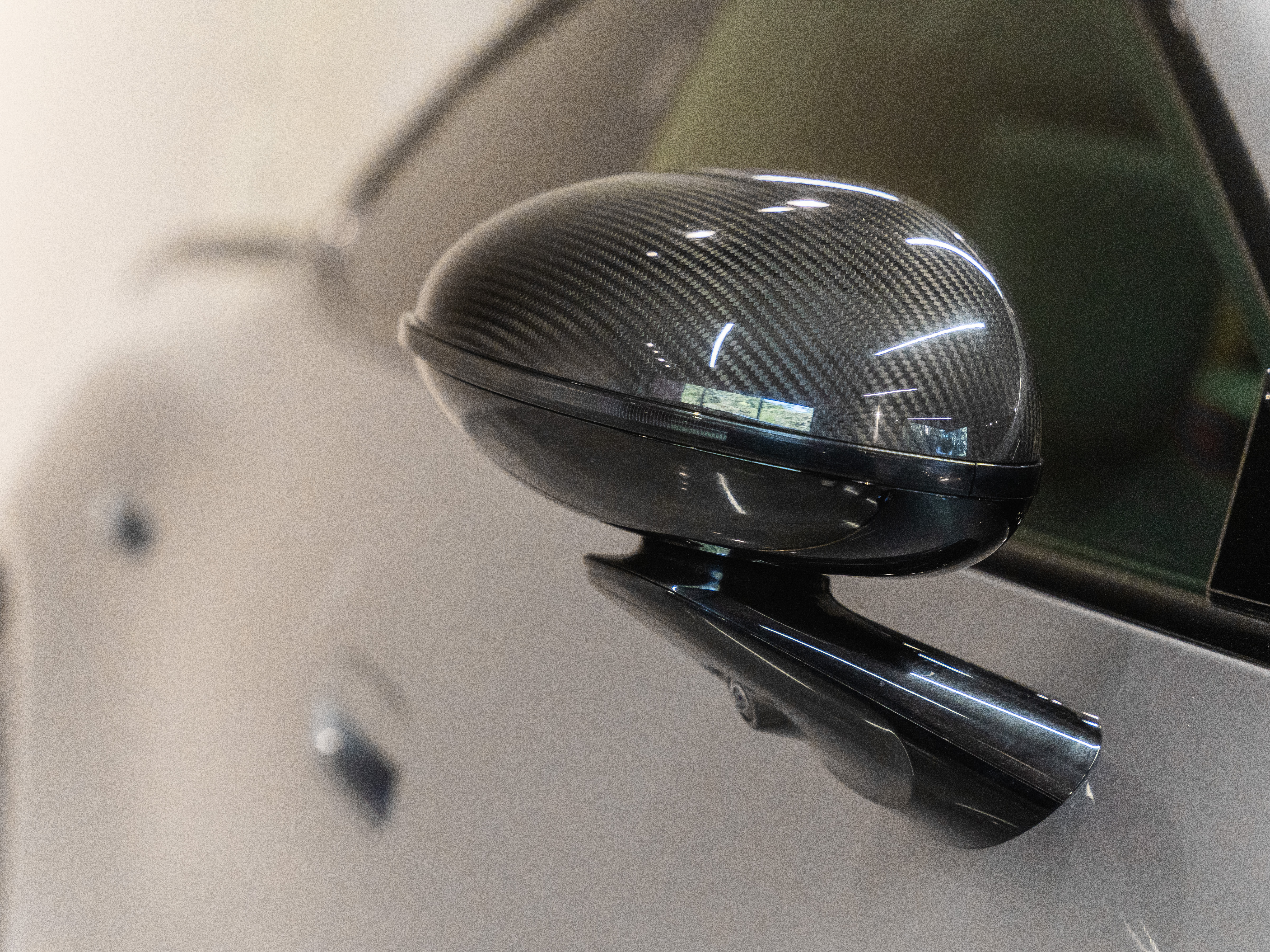 Xiaomi Su7 Ultra 2025