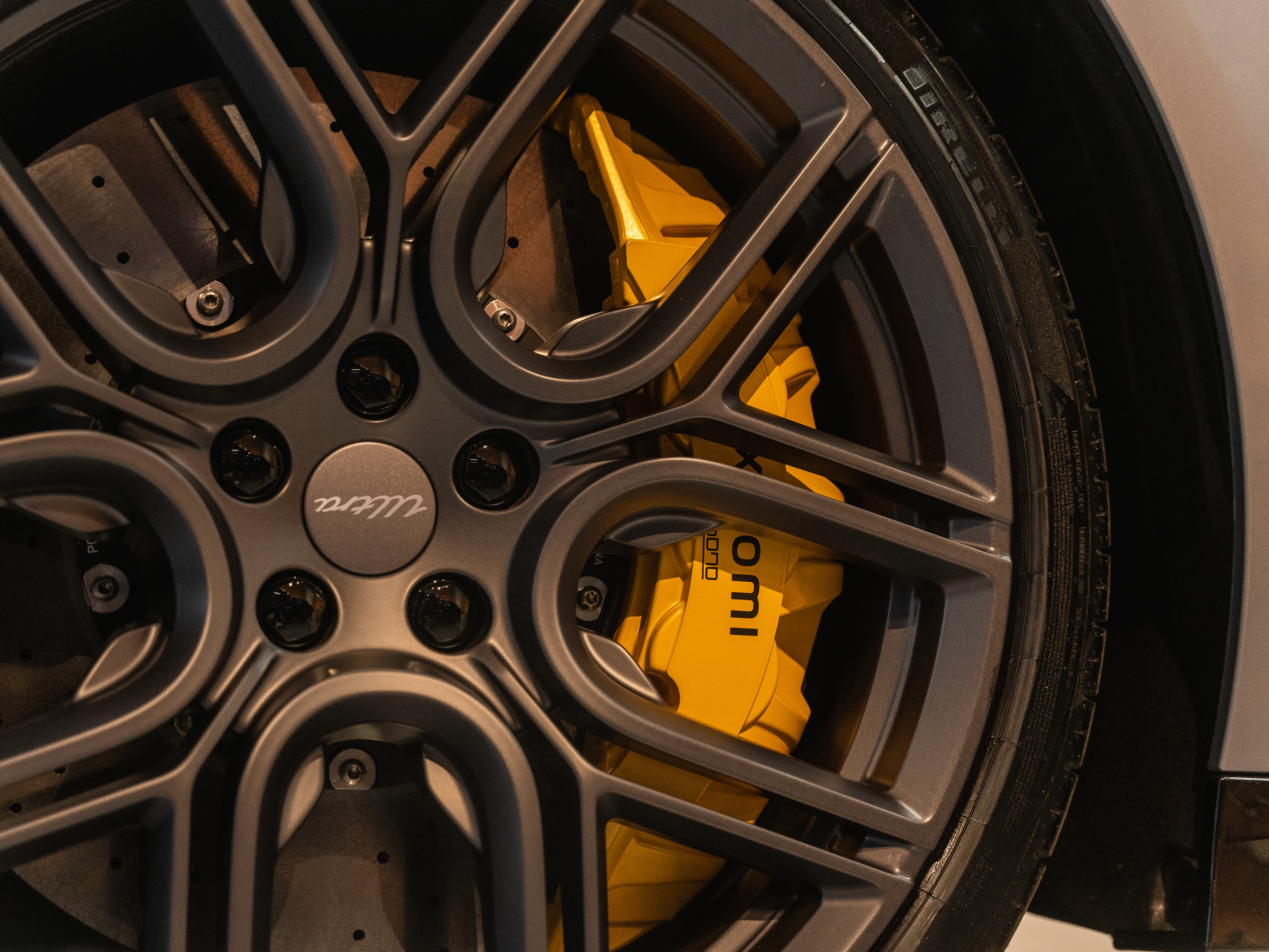 Xiaomi Su7 Ultra 2025