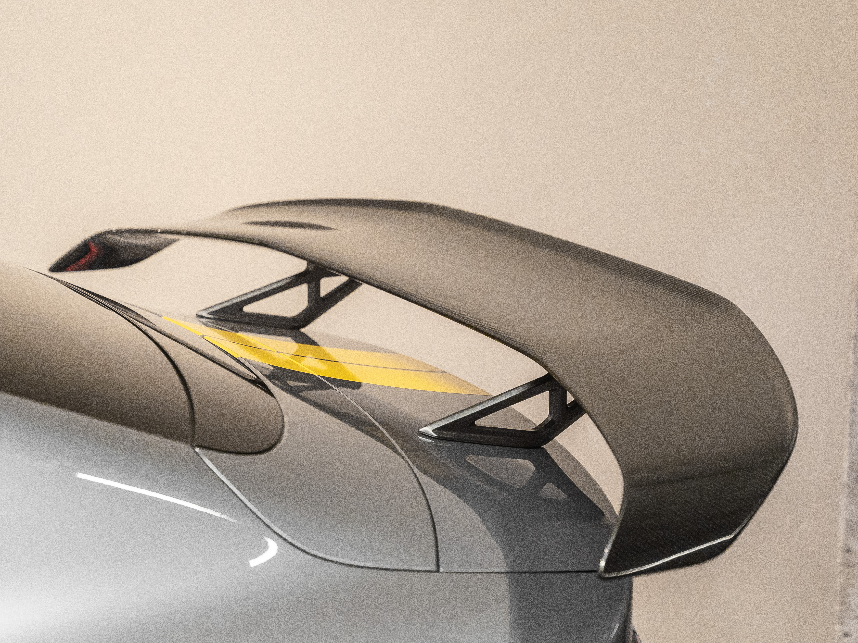 Xiaomi Su7 Ultra 2025