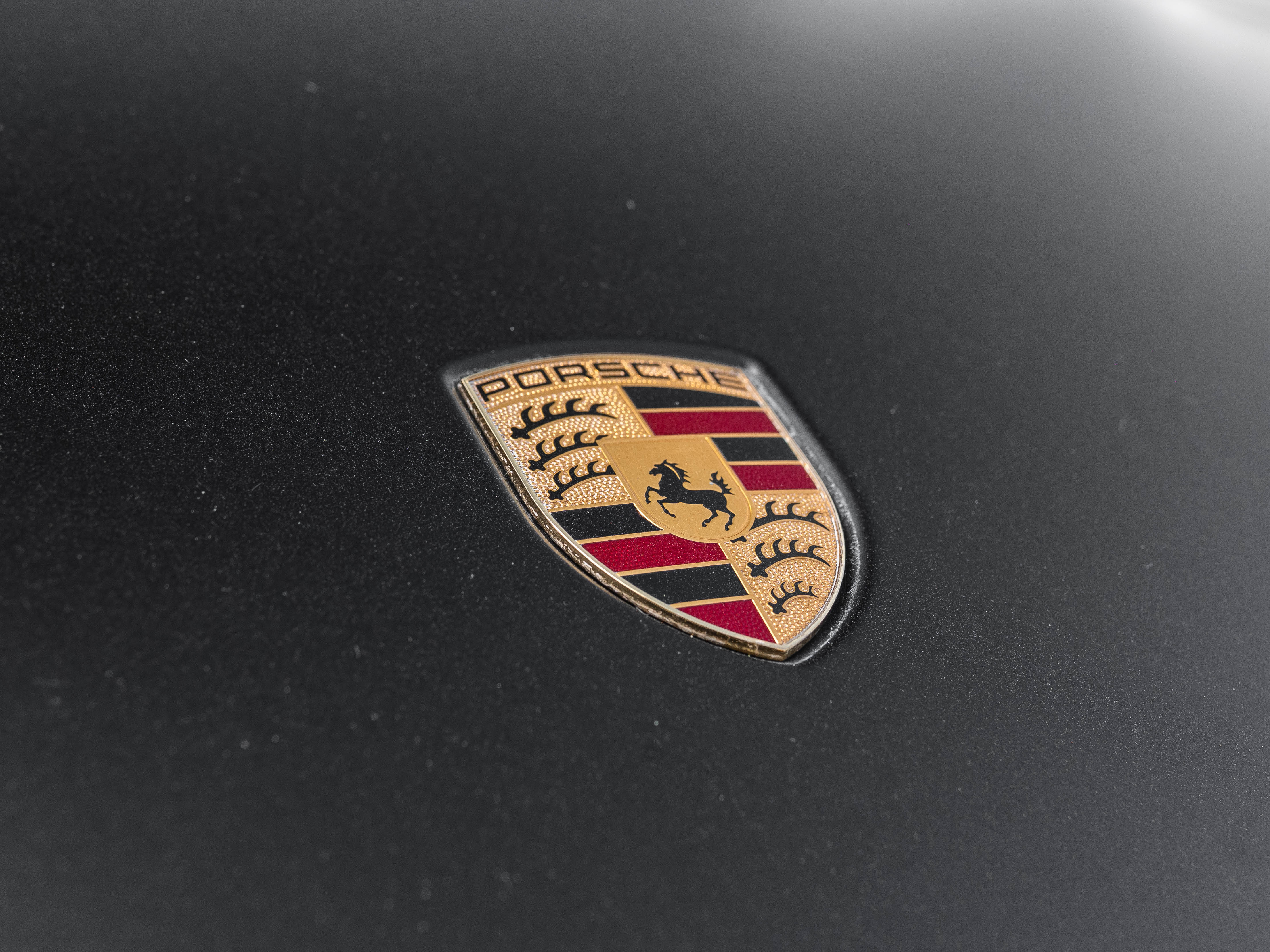 Porsche Cayenne Platinum Edition 2017