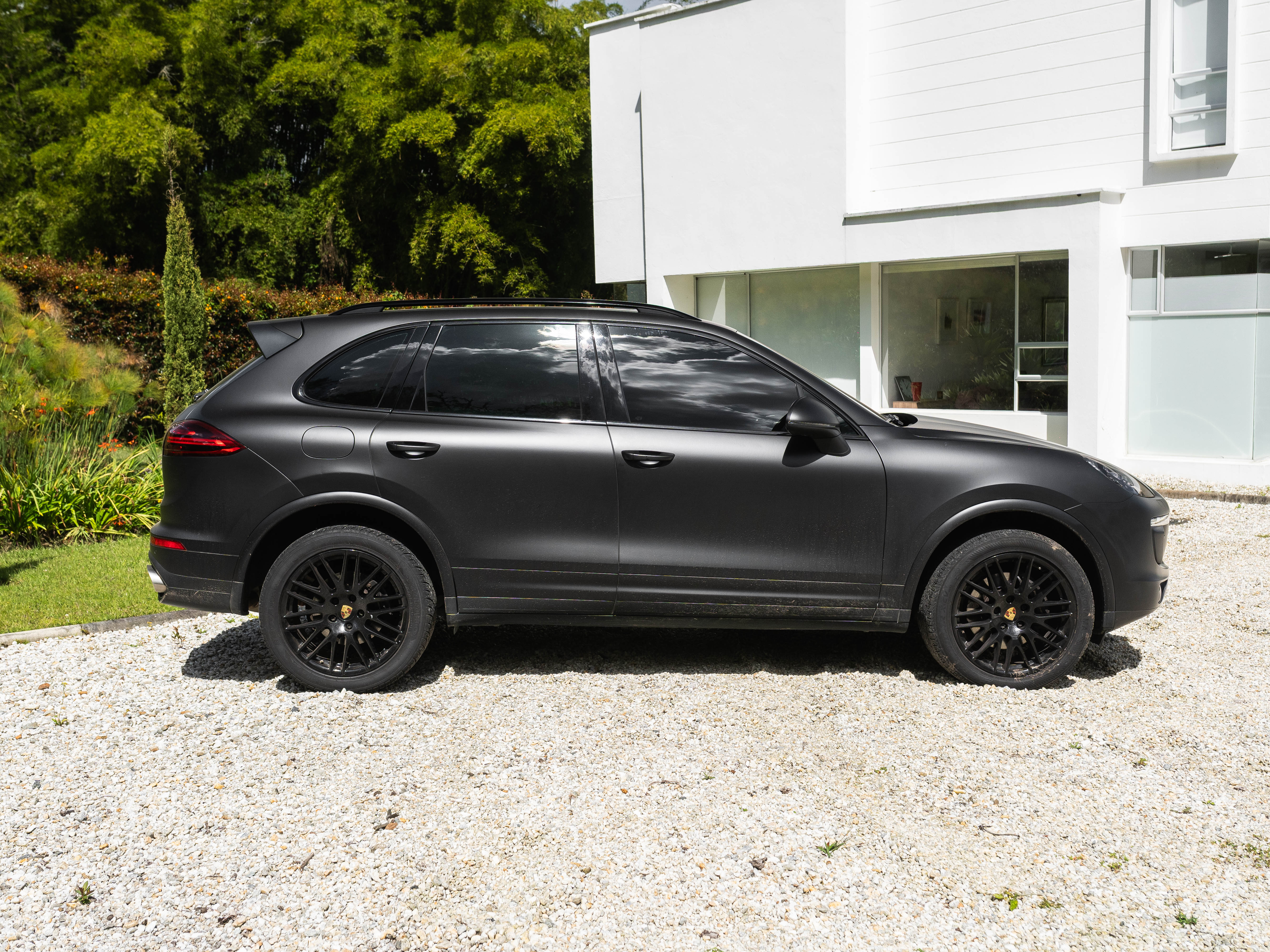 Porsche Cayenne Platinum Edition 2017