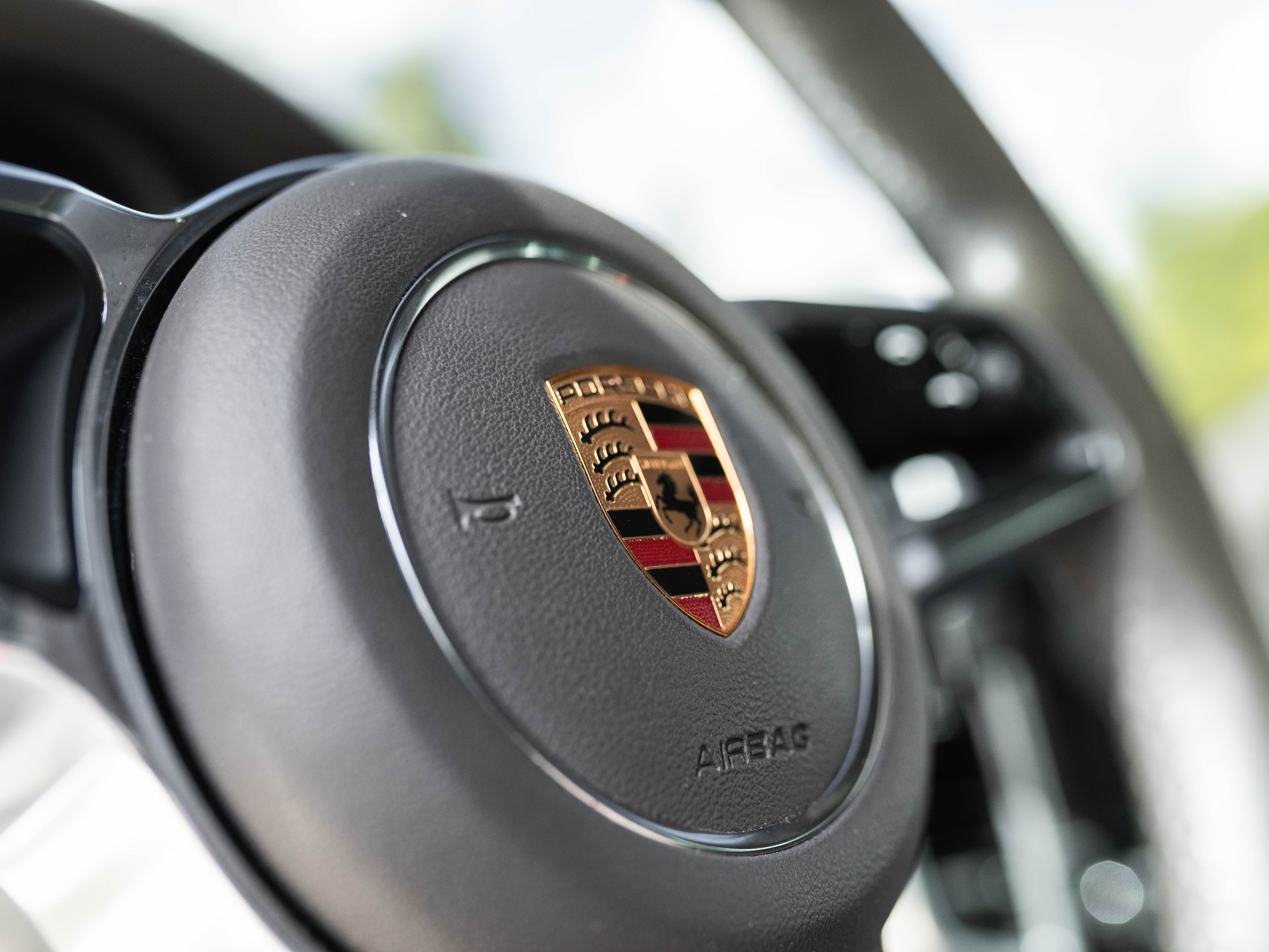 Porsche Cayenne Platinum Edition 2017