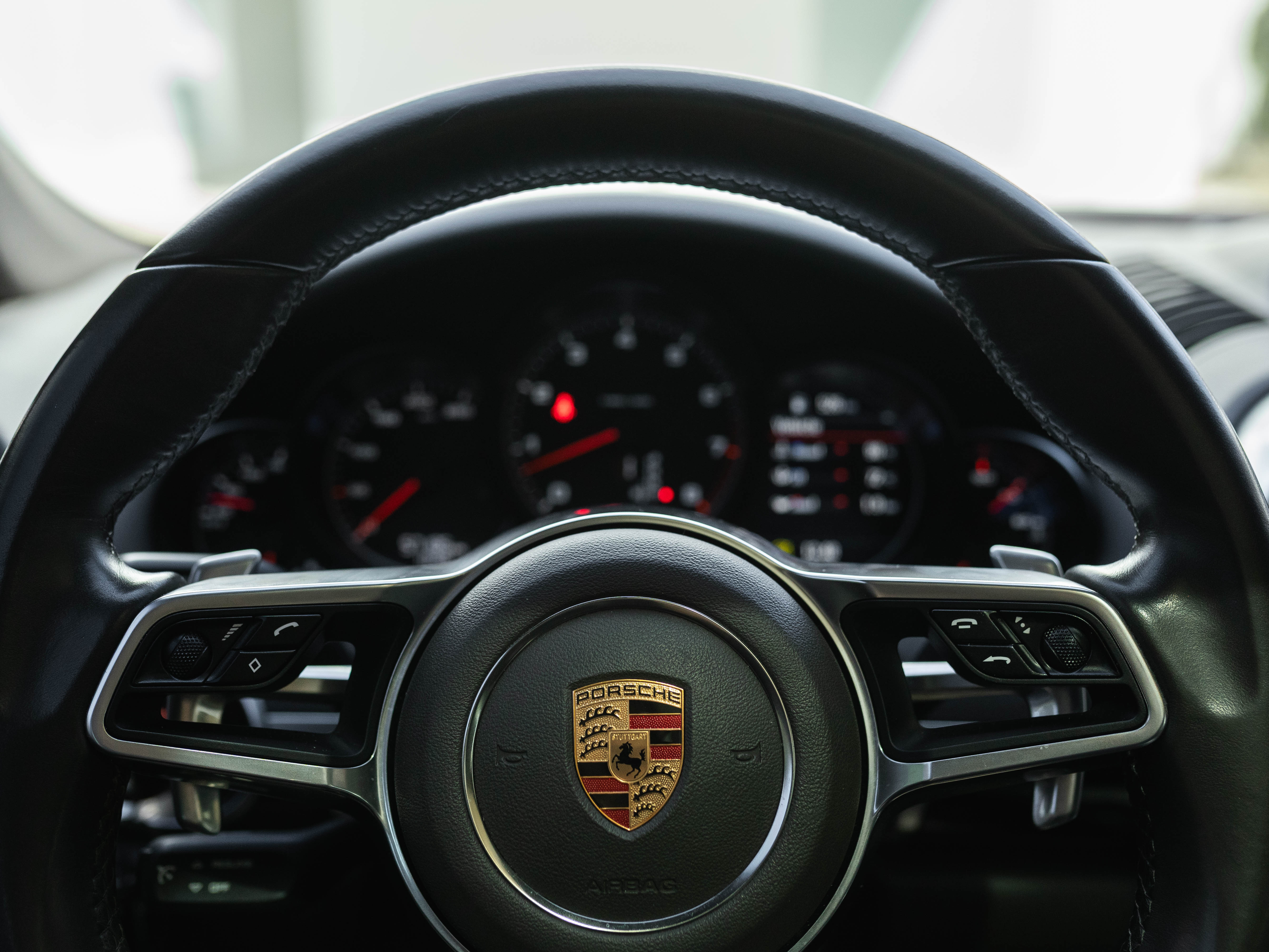 Porsche Cayenne Platinum Edition 2017