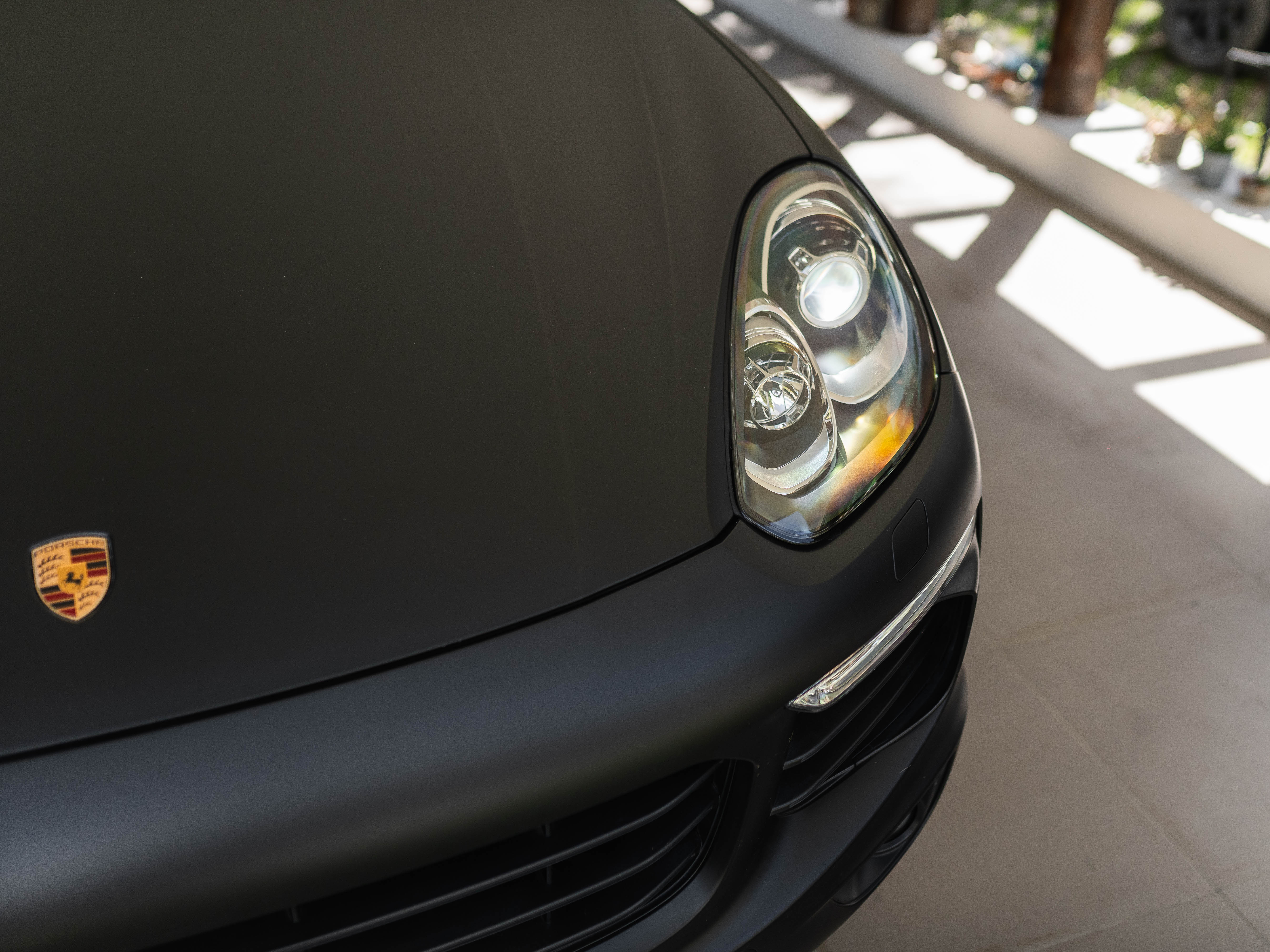 Porsche Cayenne Platinum Edition 2017