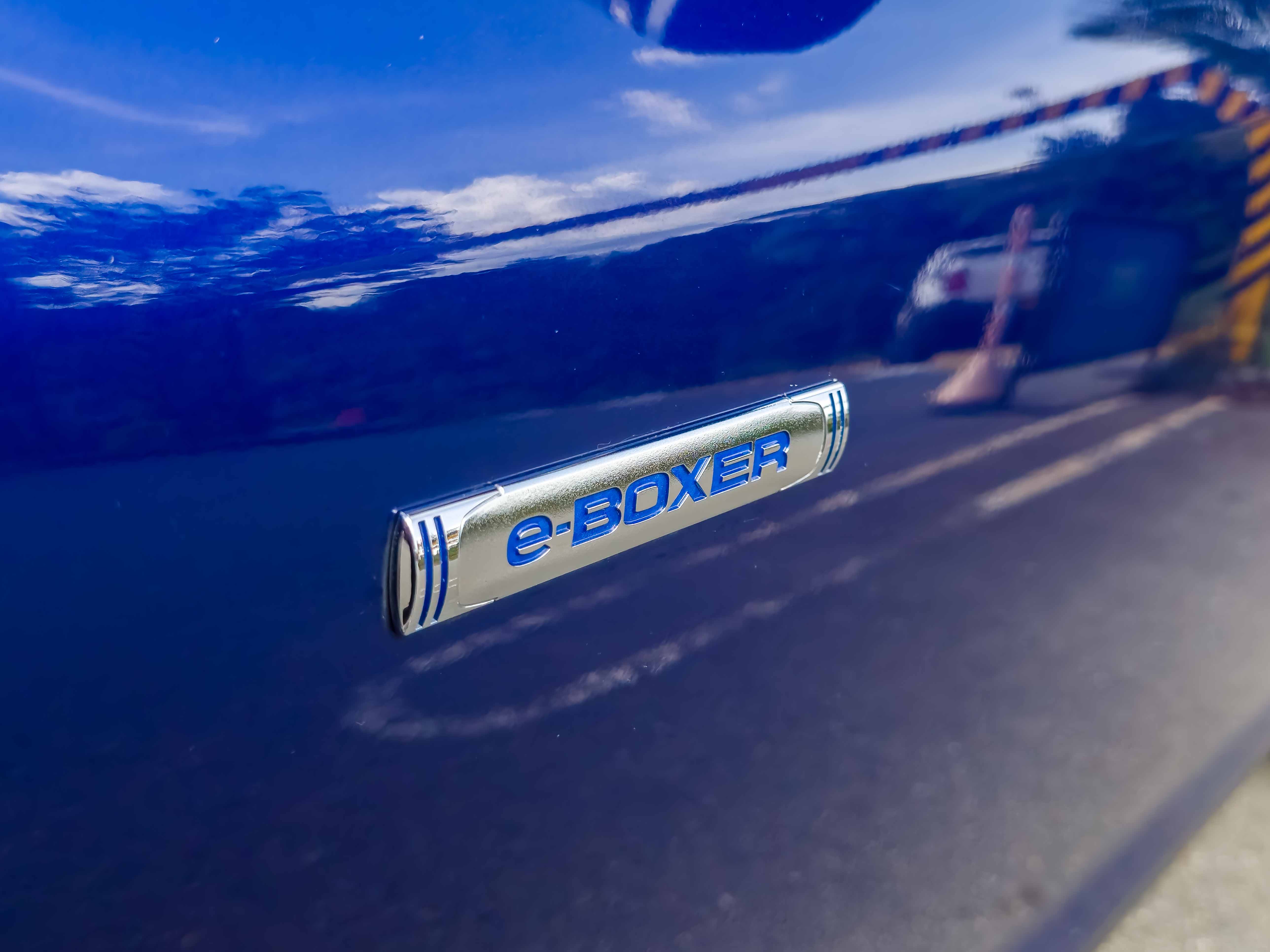 Subaru Cross Trek 2.0 Premium Hybrid 2024