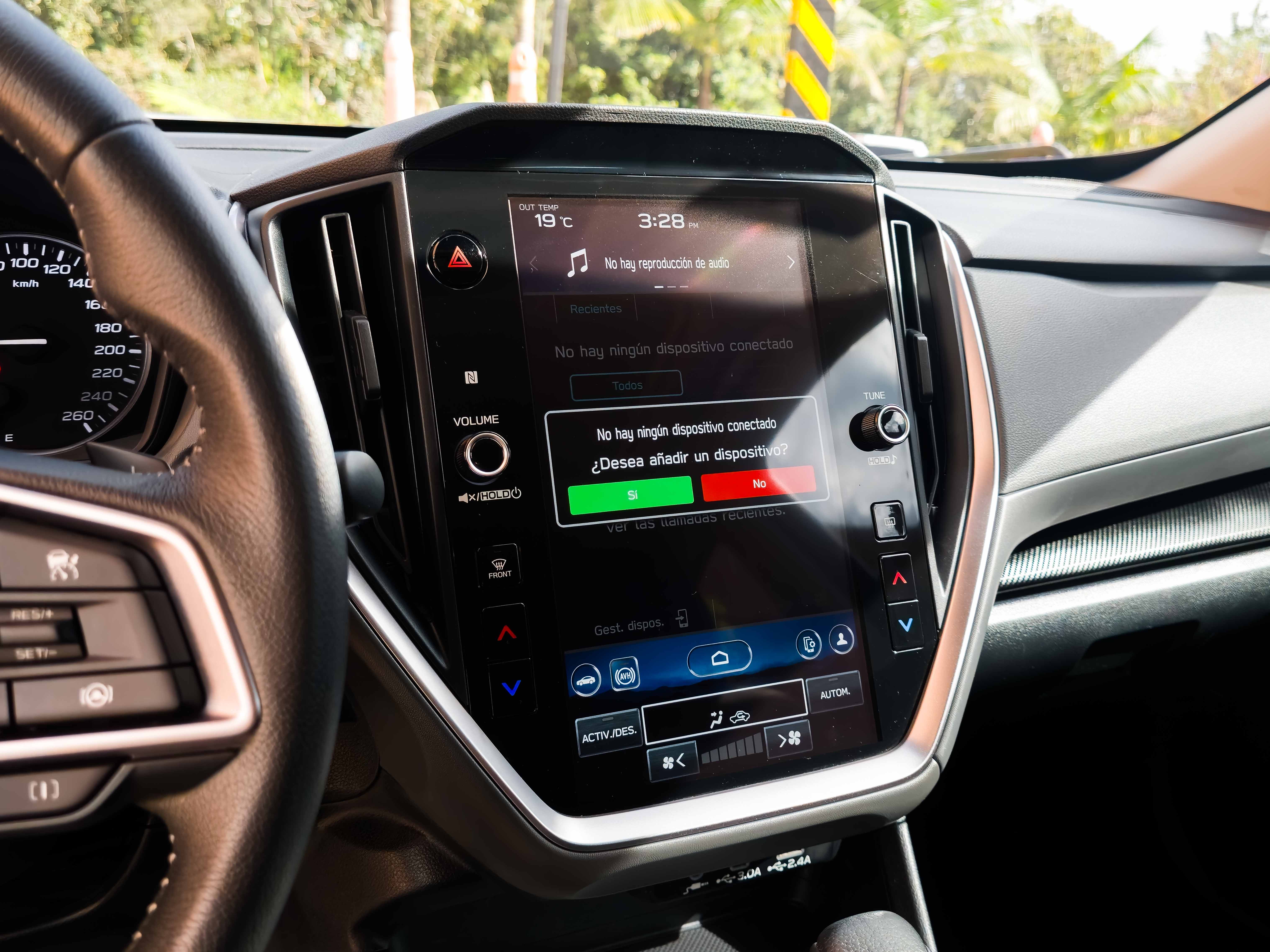 Subaru Cross Trek 2.0 Premium Hybrid 2024