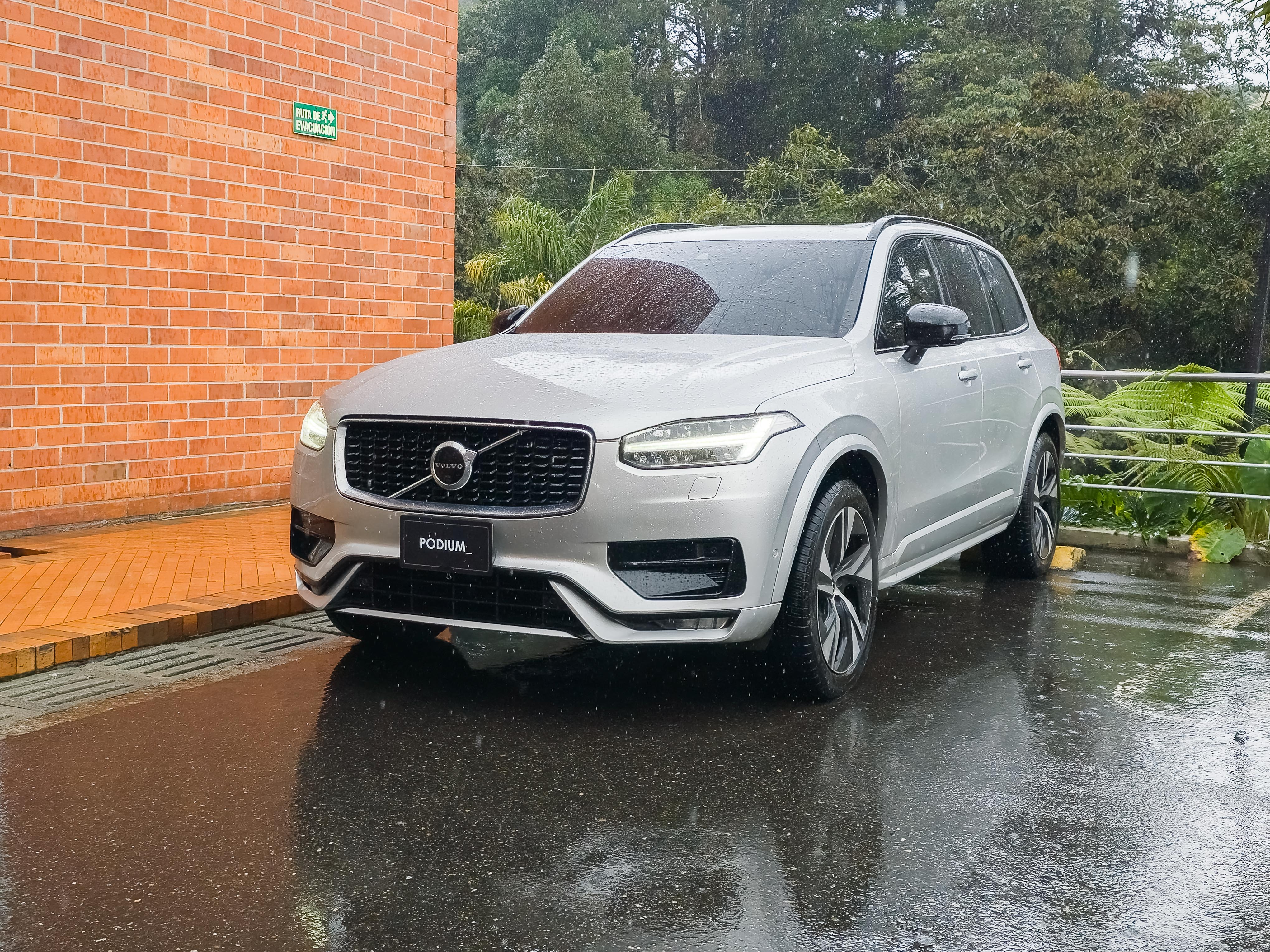 Volvo Volvo Xc90 2.0 T6 Awd R-Design 2020
