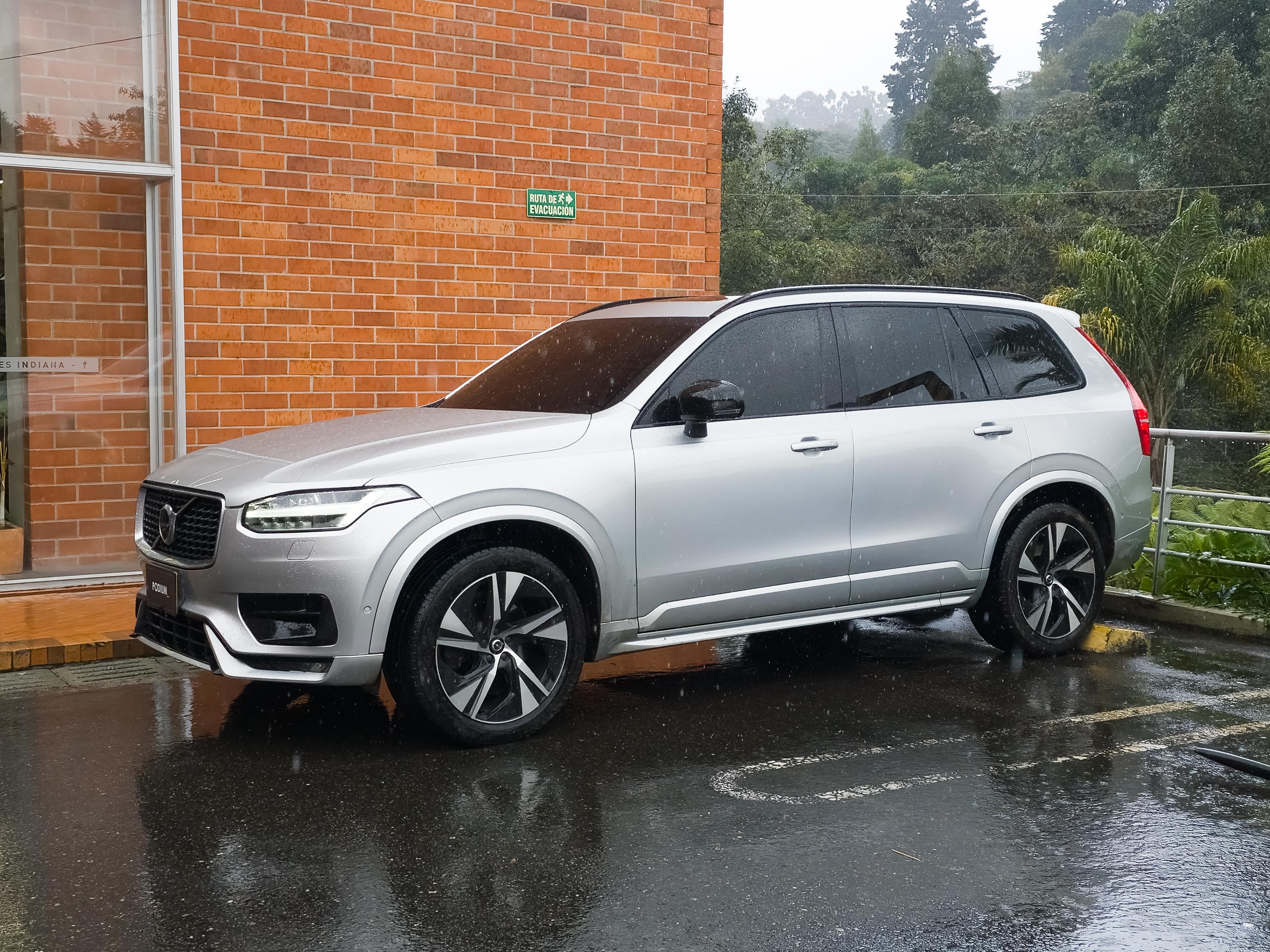 Volvo Volvo Xc90 2.0 T6 Awd R-Design 2020