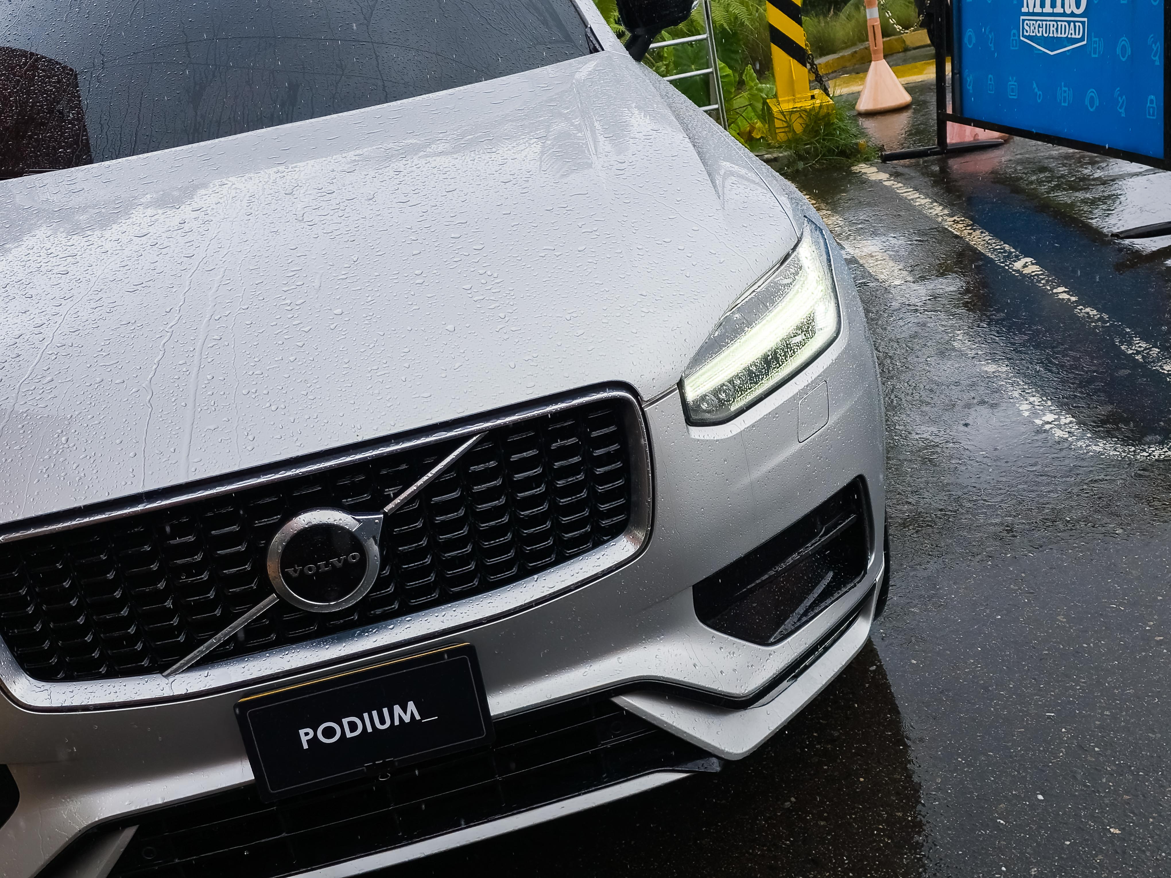 Volvo Volvo Xc90 2.0 T6 Awd R-Design 2020