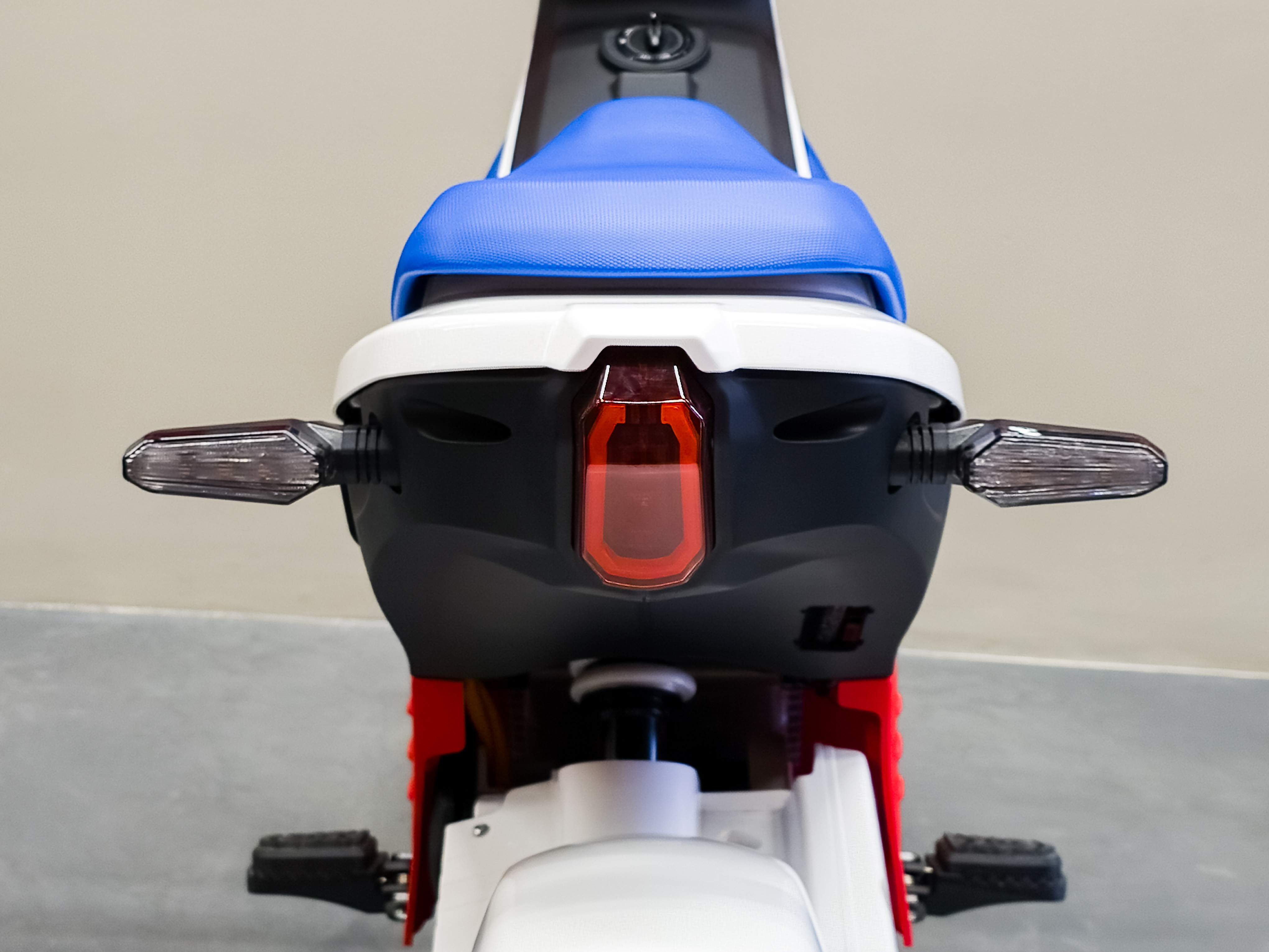 Felo Fw-03 Electrica 2025