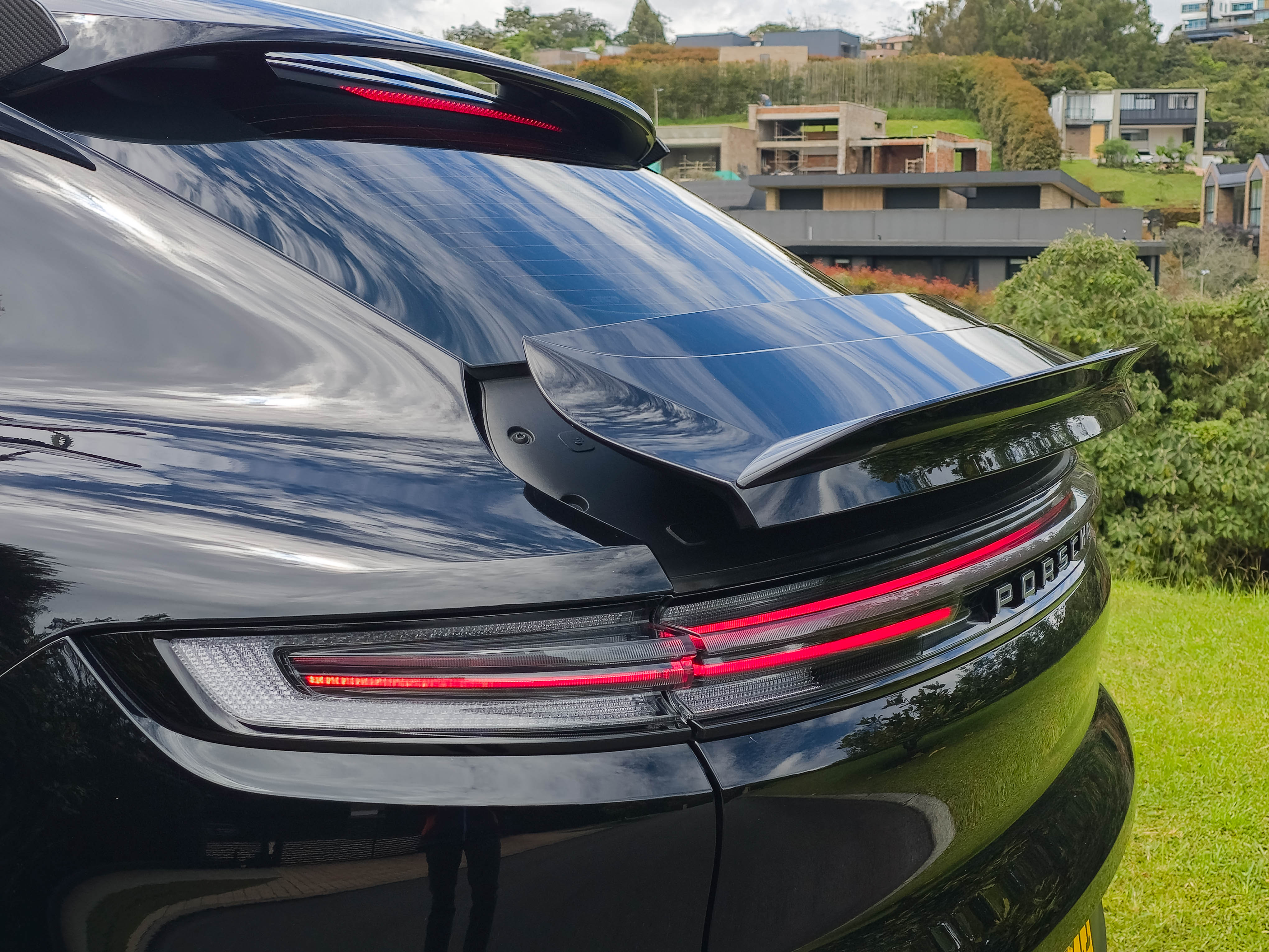 Porsche Cayenne 3.0 E-Hybrid 2024