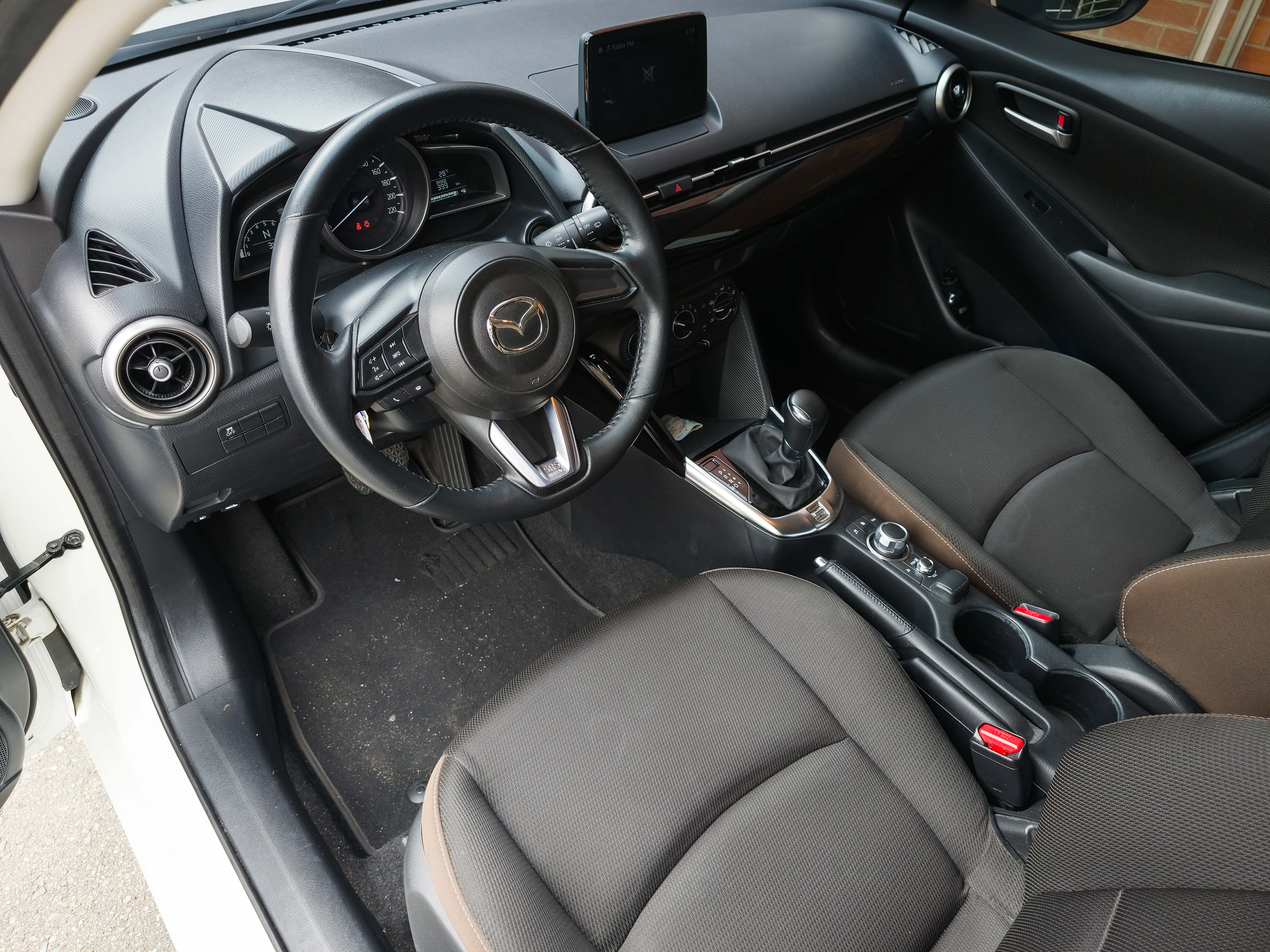 Mazda 2 Touring 2023 - Foto 16