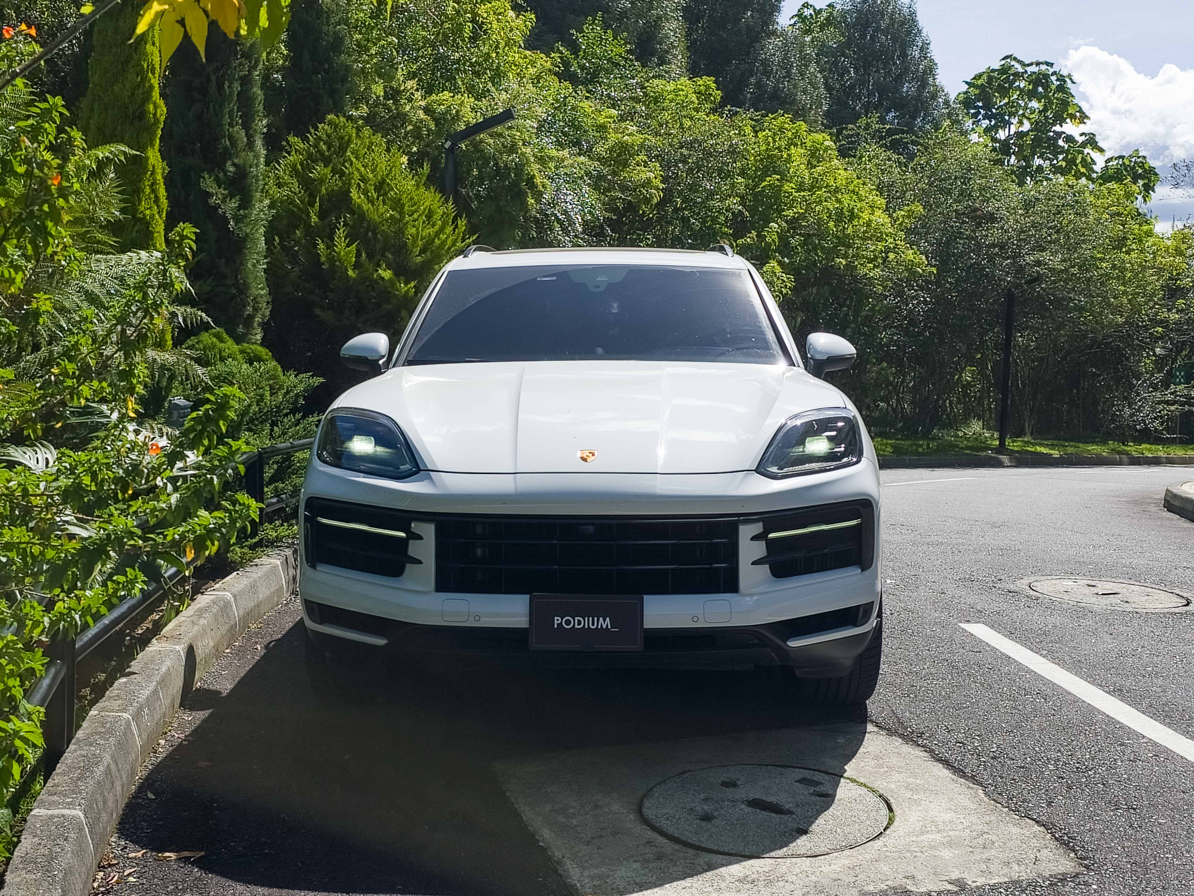 Porsche Cayenne E-Hybrid 2024 - Foto 2