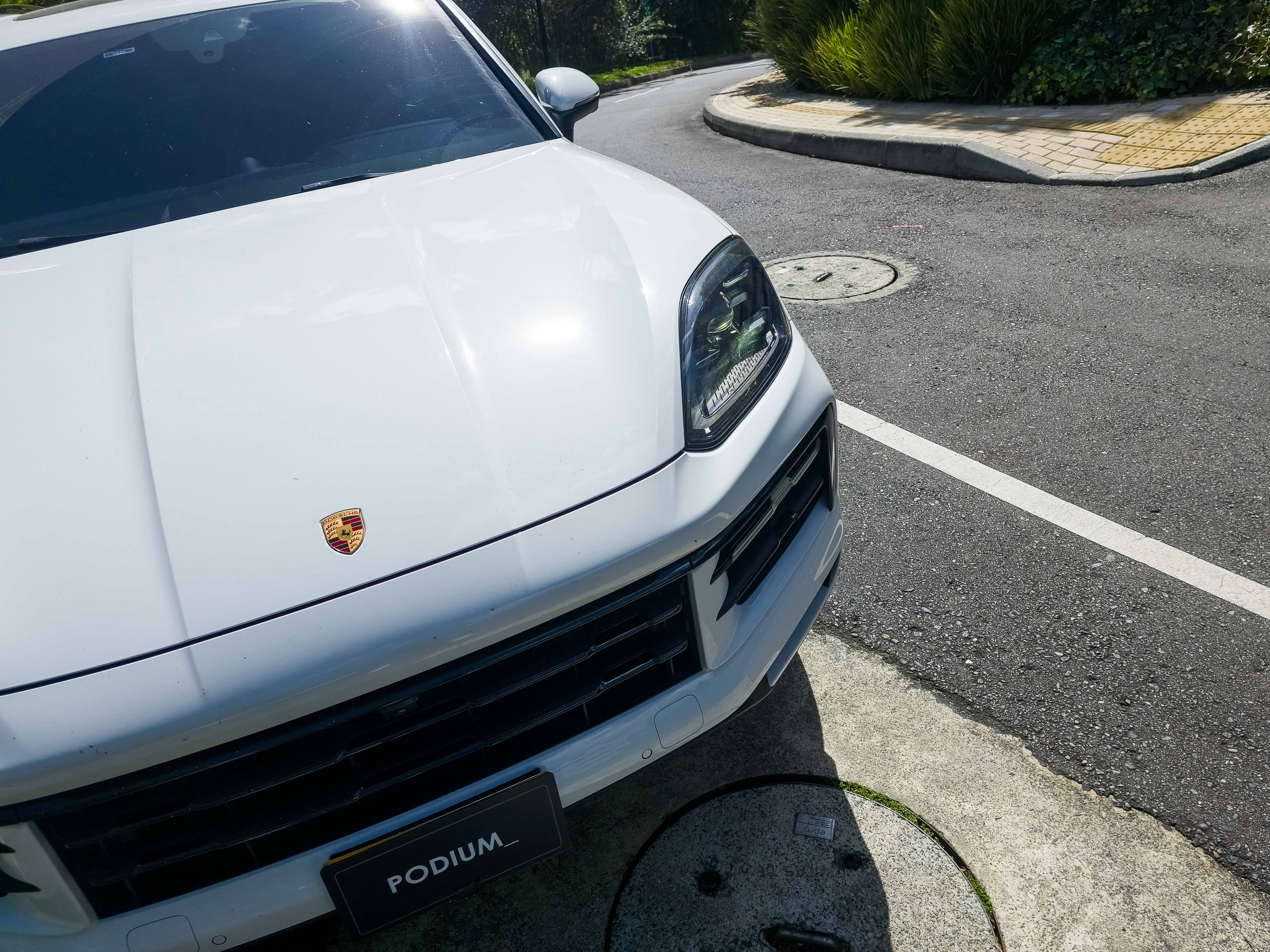 Porsche Cayenne E-Hybrid 2024 - Foto 4