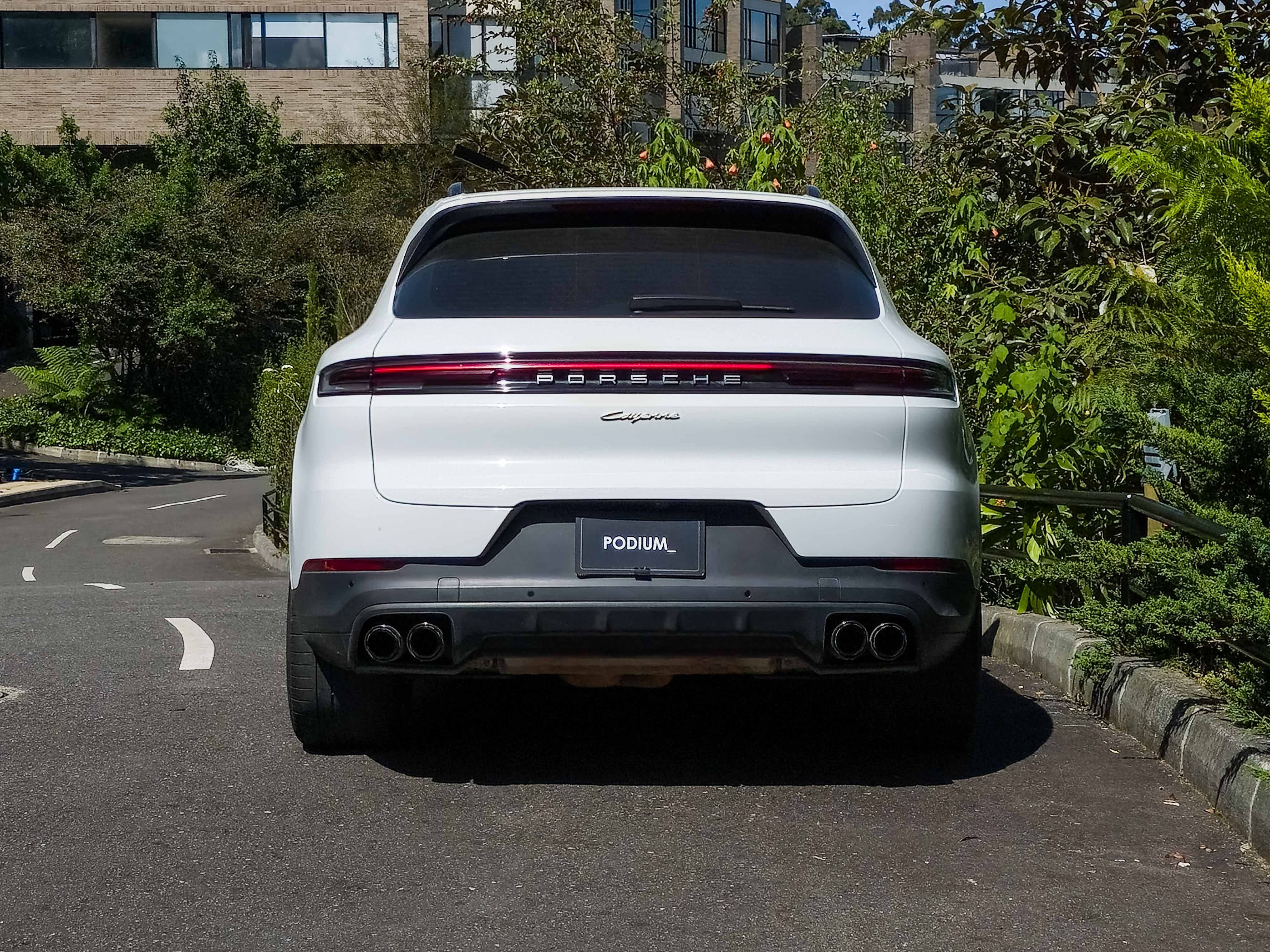 Porsche Cayenne E-Hybrid 2024 - Foto 11