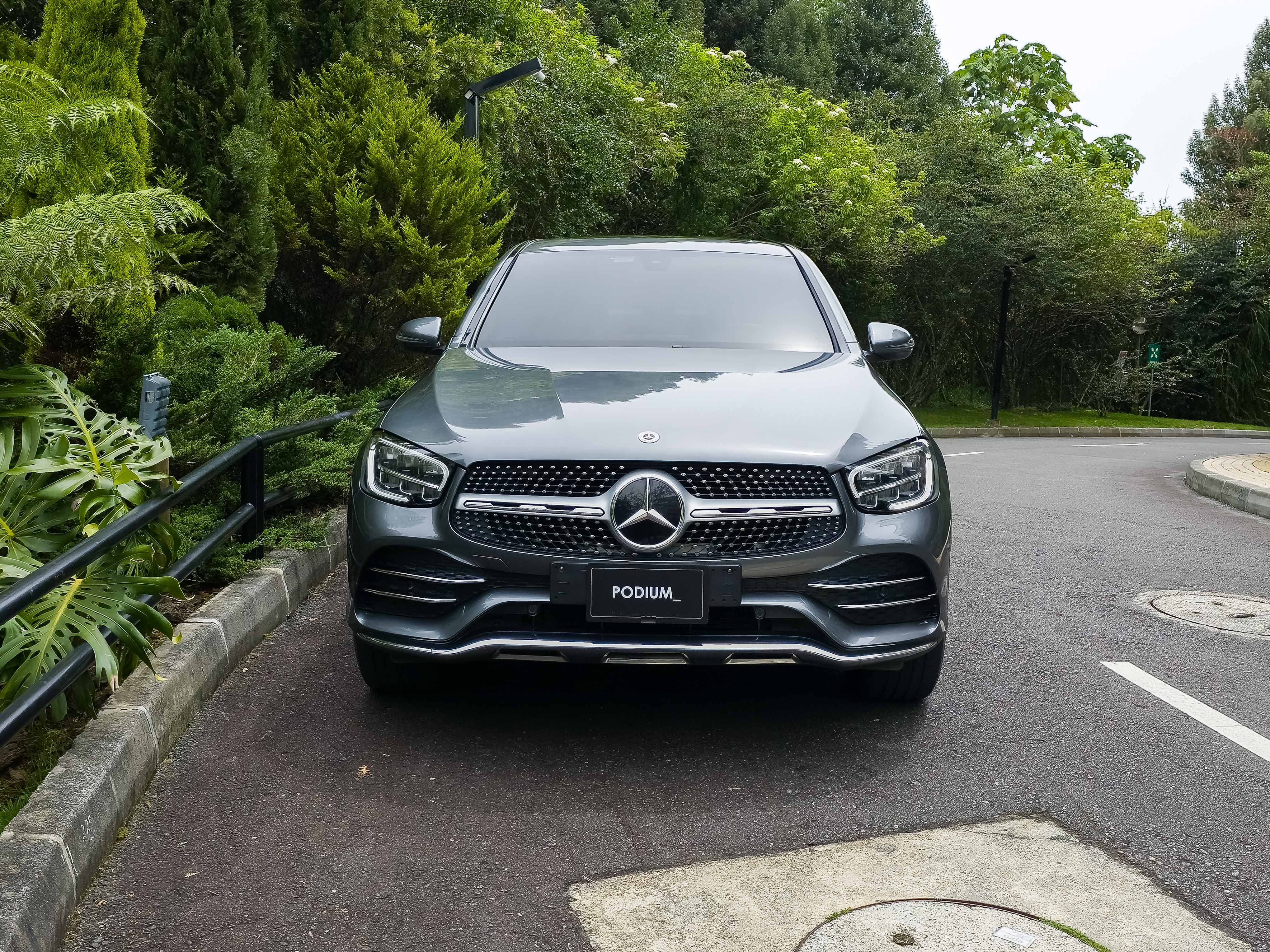 Mercedes Benz GLC300e Coupe 2022 - Foto 2