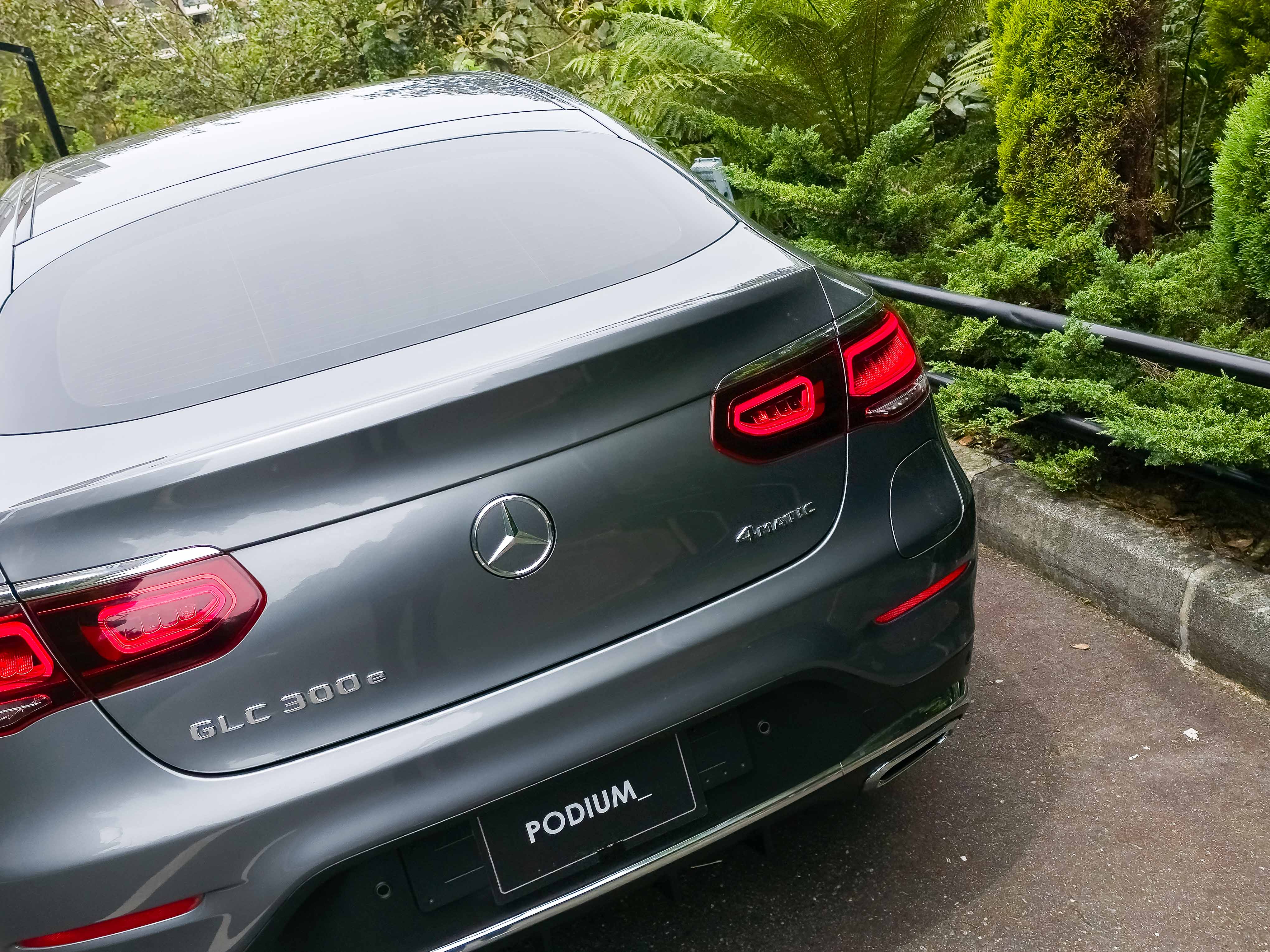Mercedes Benz GLC300e Coupe 2022 - Foto 12