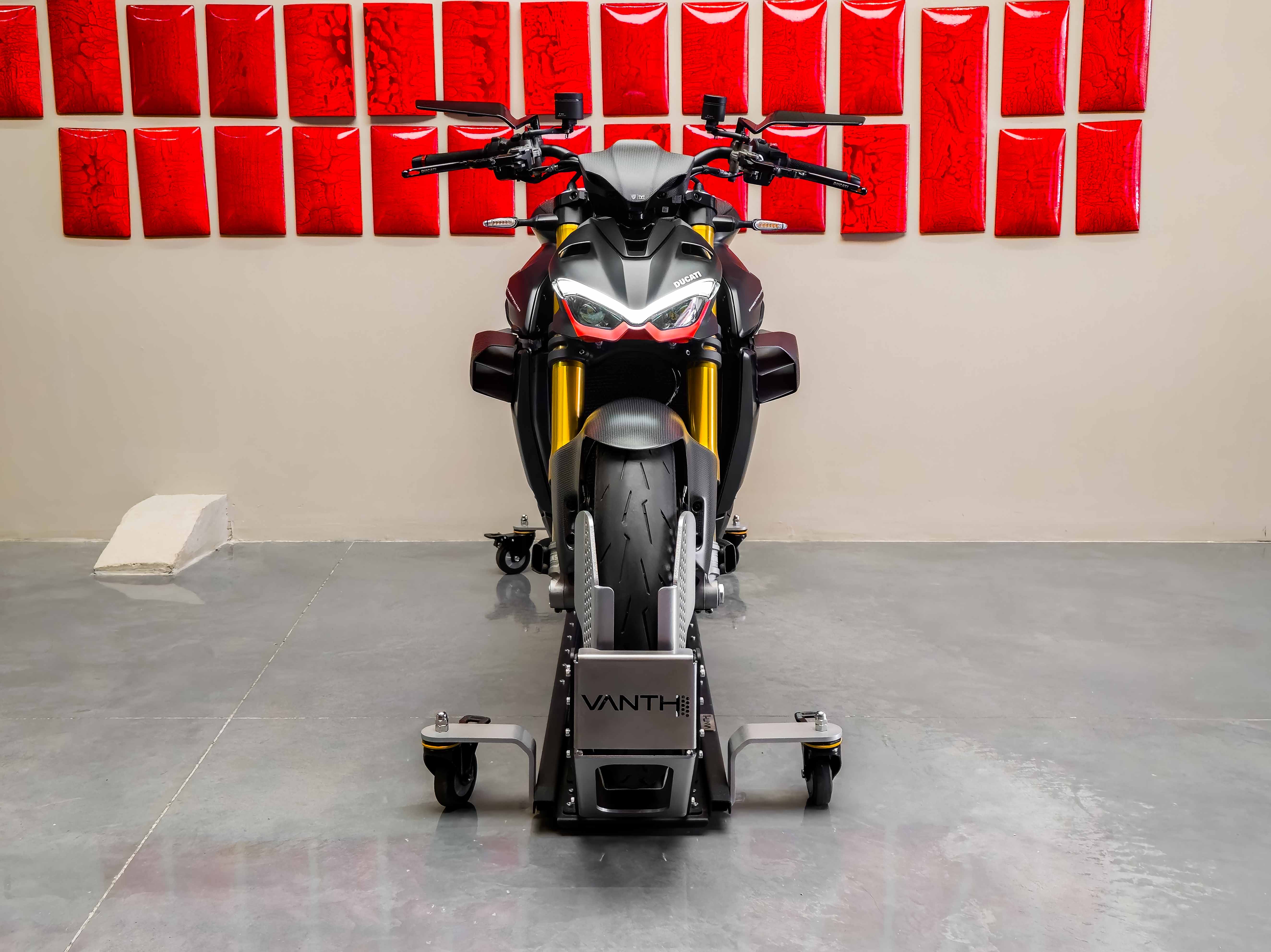 Ducati Street Fighter SP2 2024 - Foto 5