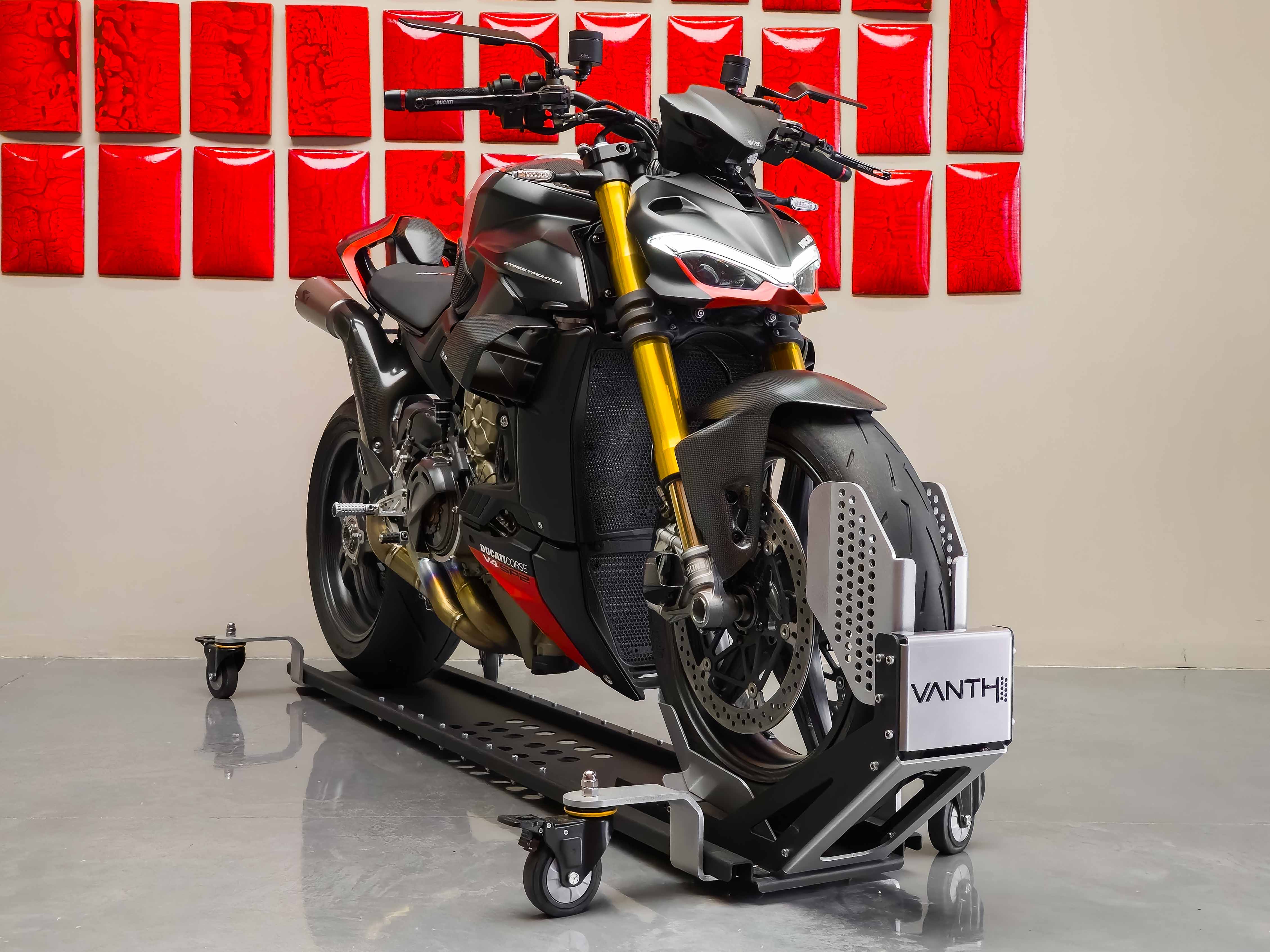 Ducati Street Fighter SP2 2024 - Foto 7