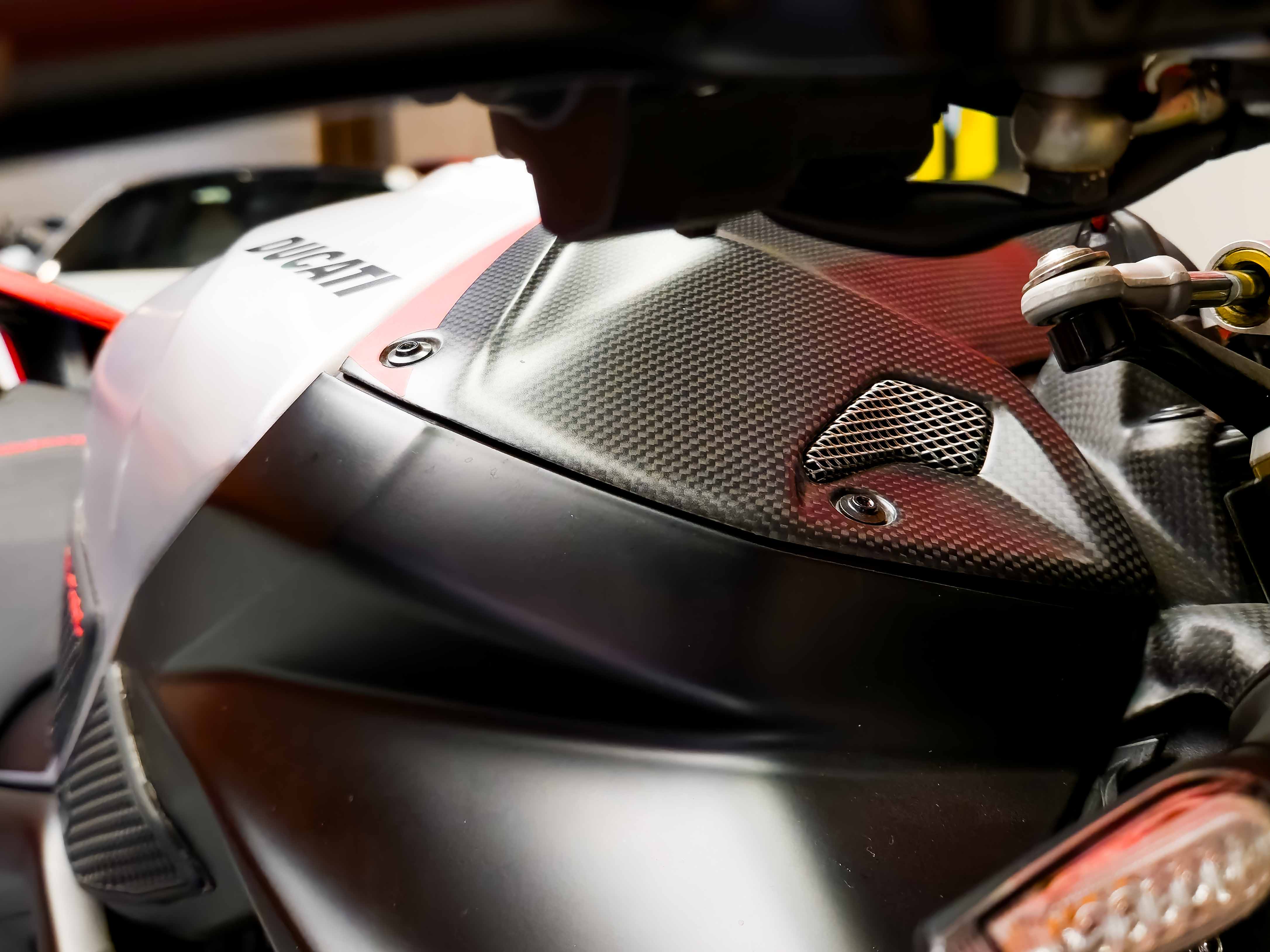Ducati Street Fighter SP2 2024 - Foto 16