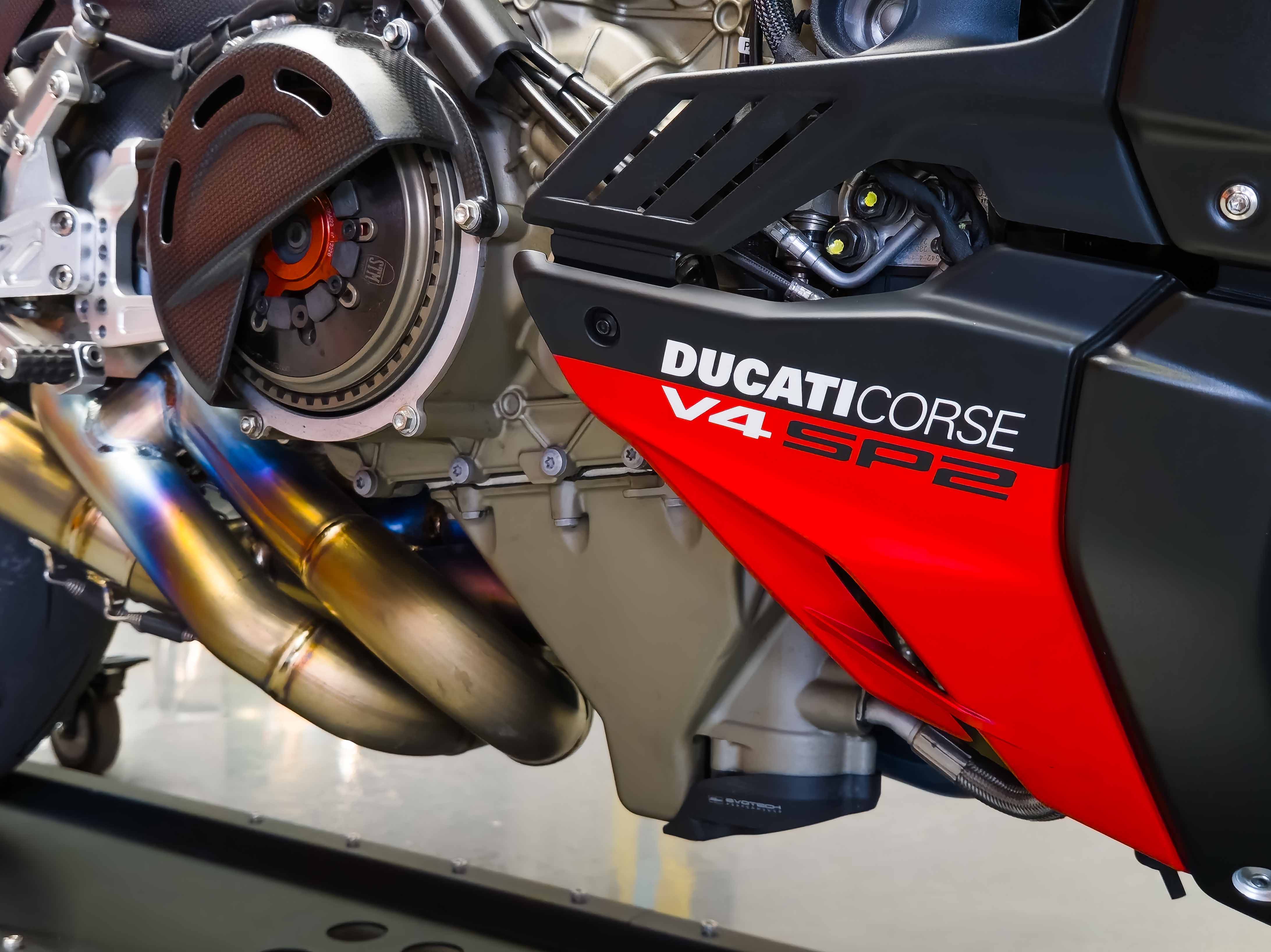 Ducati Street Fighter SP2 2024 - Foto 20