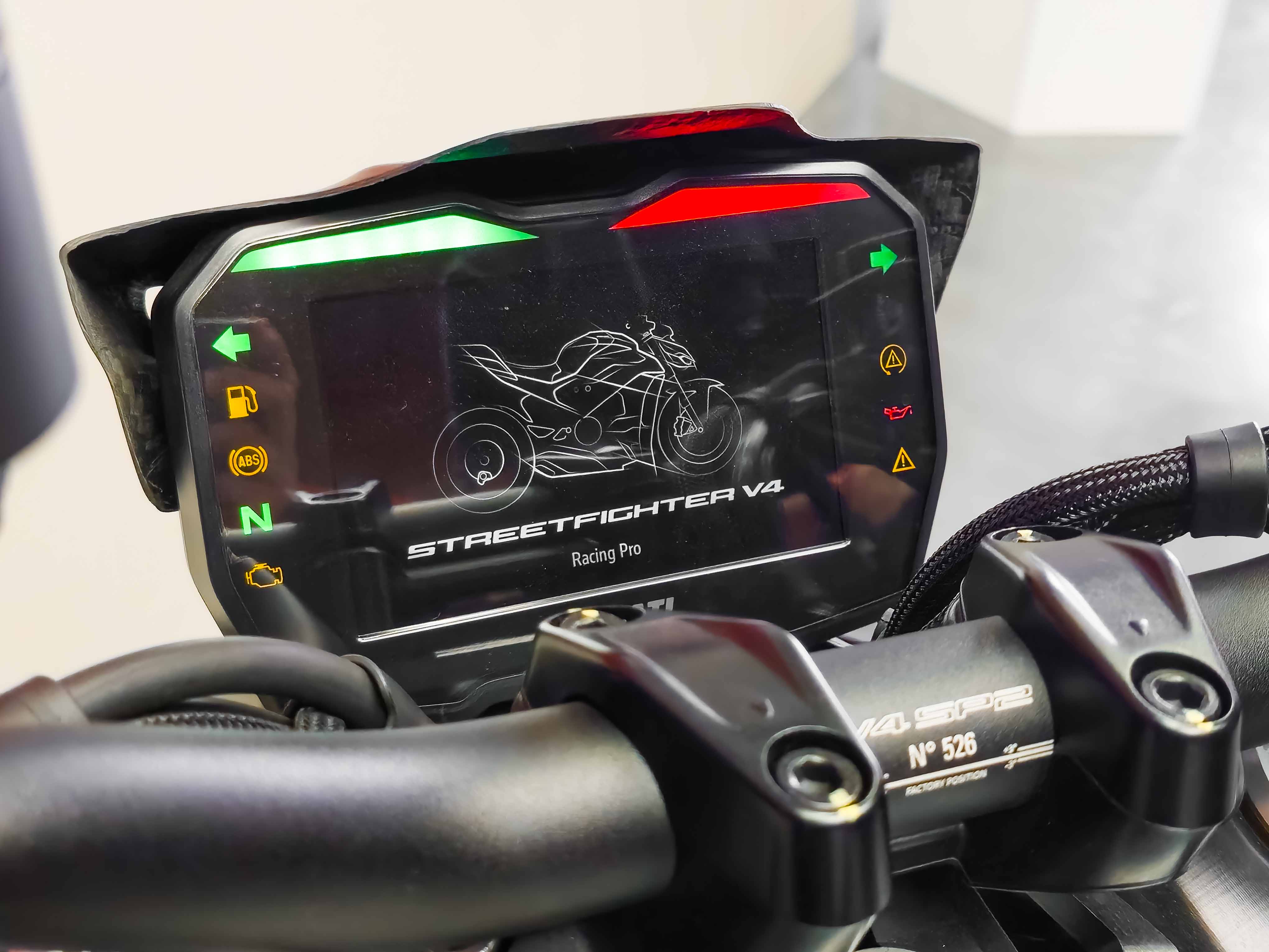 Ducati Street Fighter SP2 2024 - Foto 23