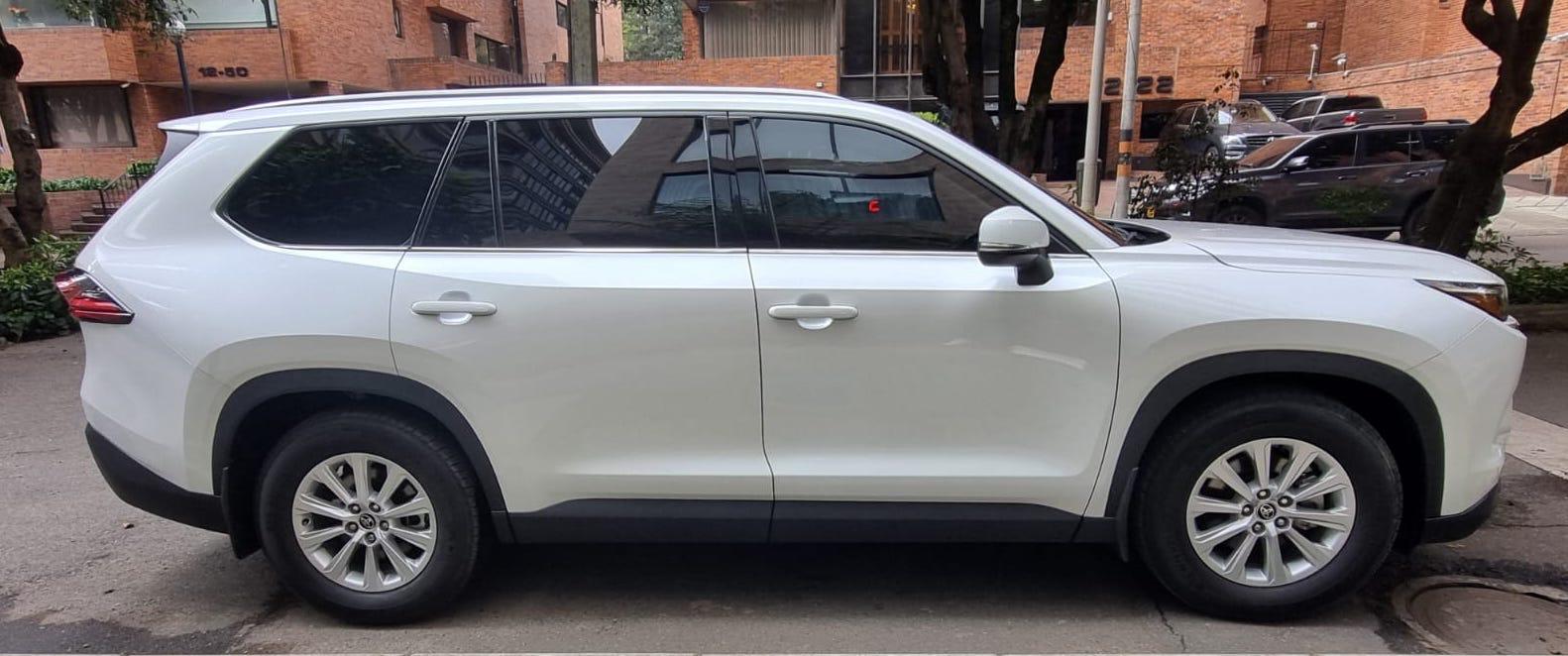 Toyota Grand Highlander Blindaje 2+ 2025 - Foto 4