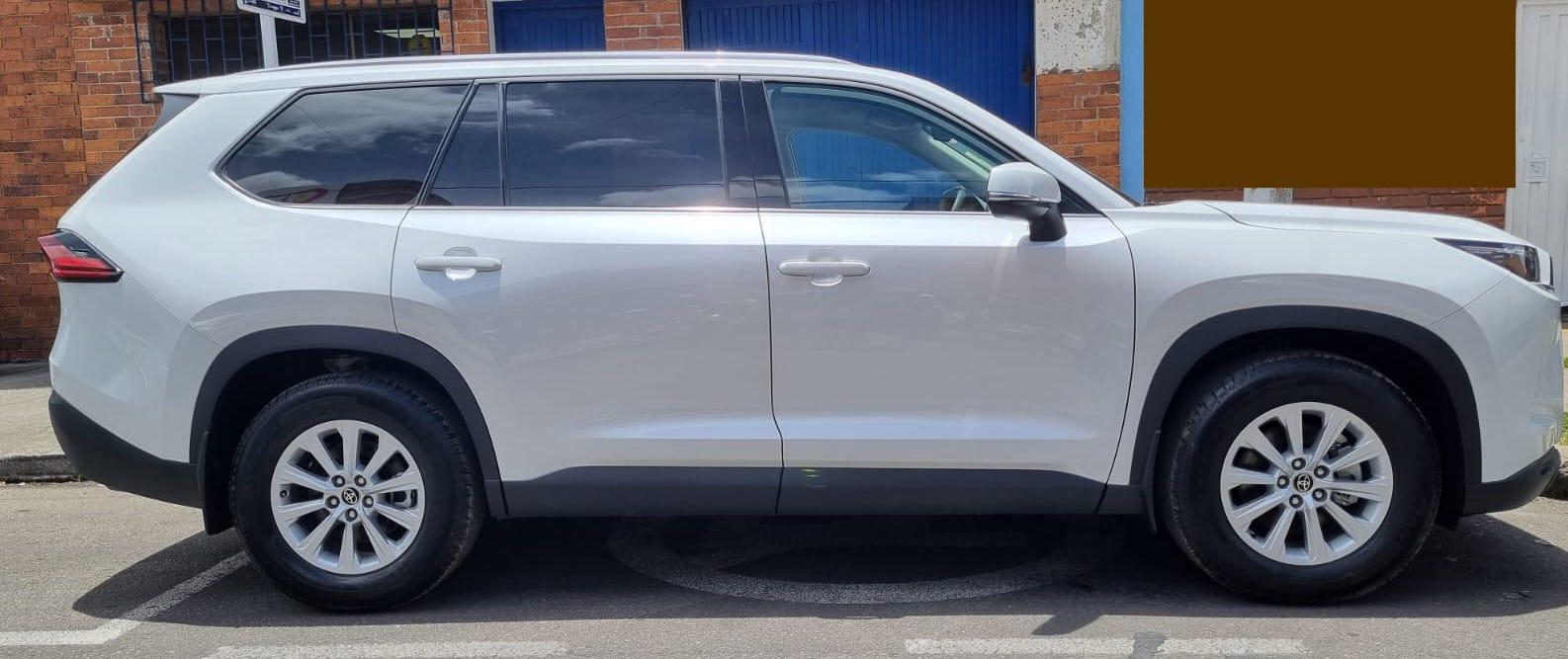 Toyota Grand Highlander Blindaje 2+ 2025 - Foto 10