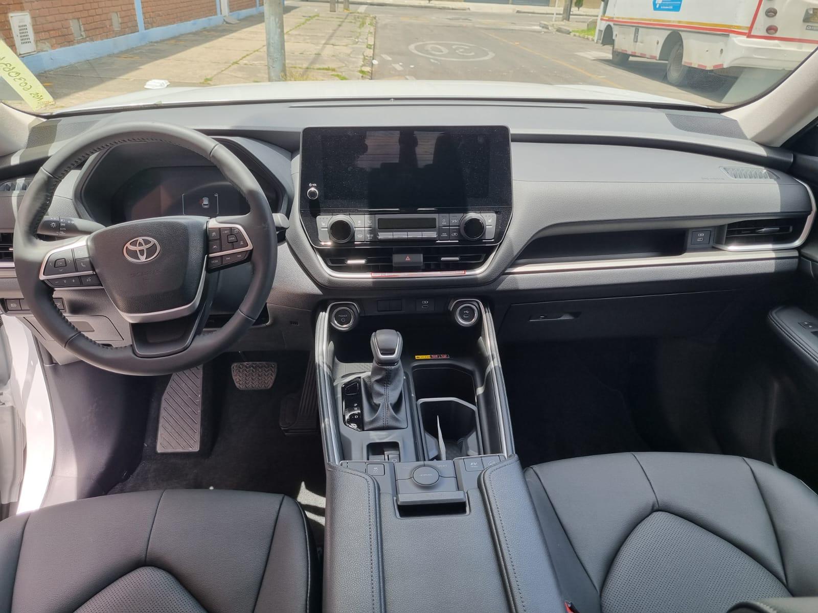 Toyota Grand Highlander Blindaje 2+ 2025 - Foto 16