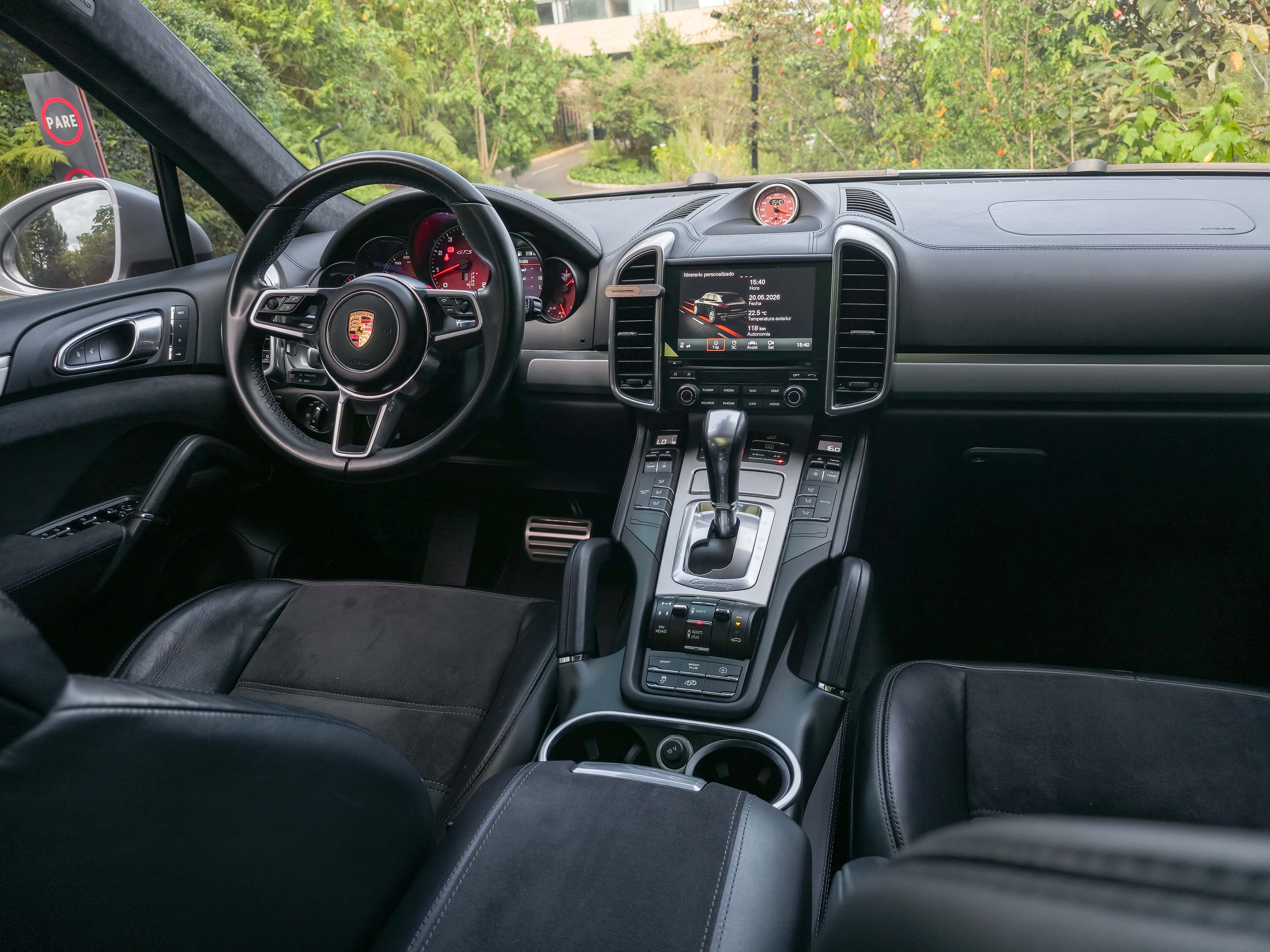 Porsche Cayenne GTS 2018 - Foto 14