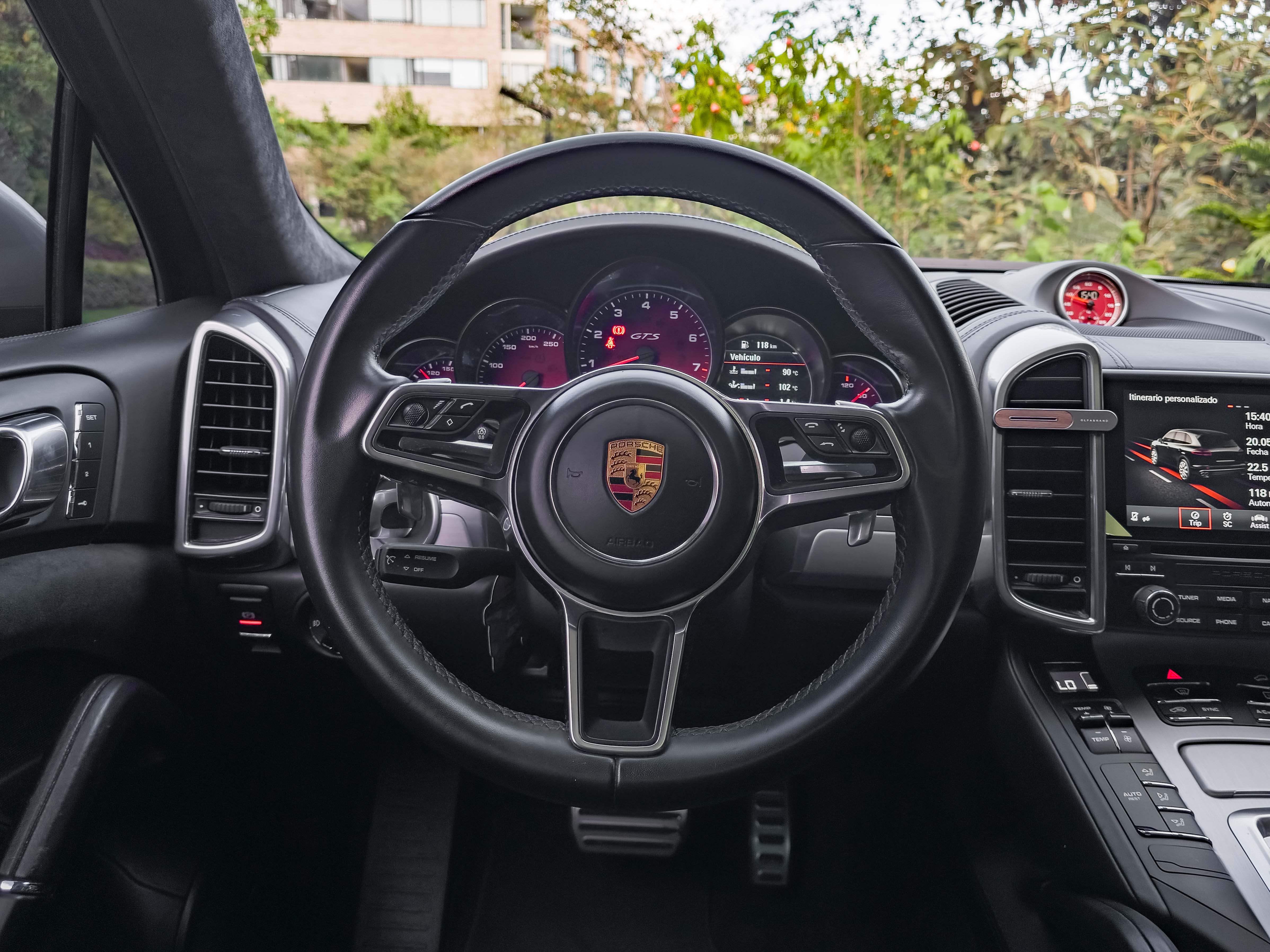 Porsche Cayenne GTS 2018 - Foto 17