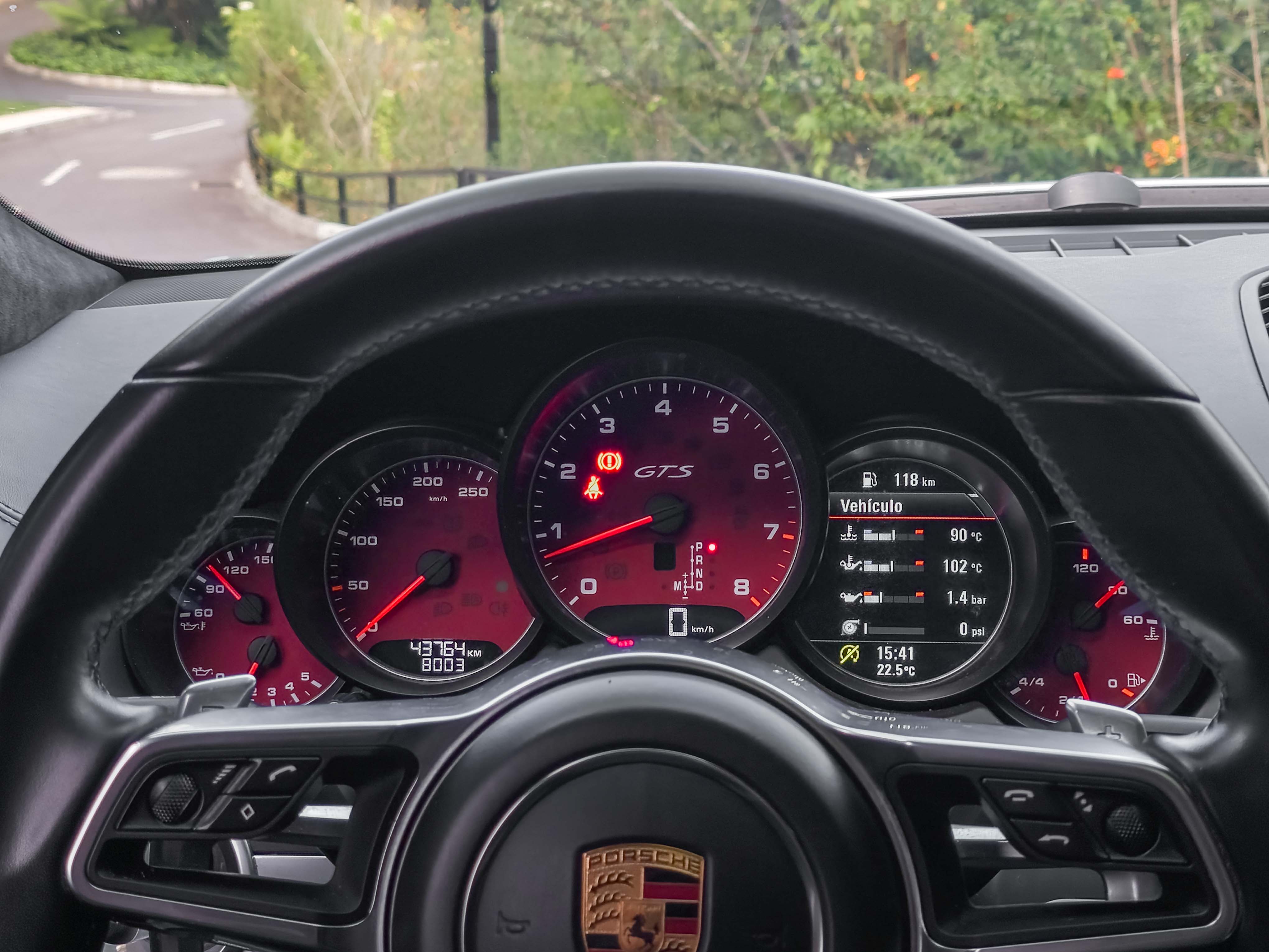 Porsche Cayenne GTS 2018 - Foto 18