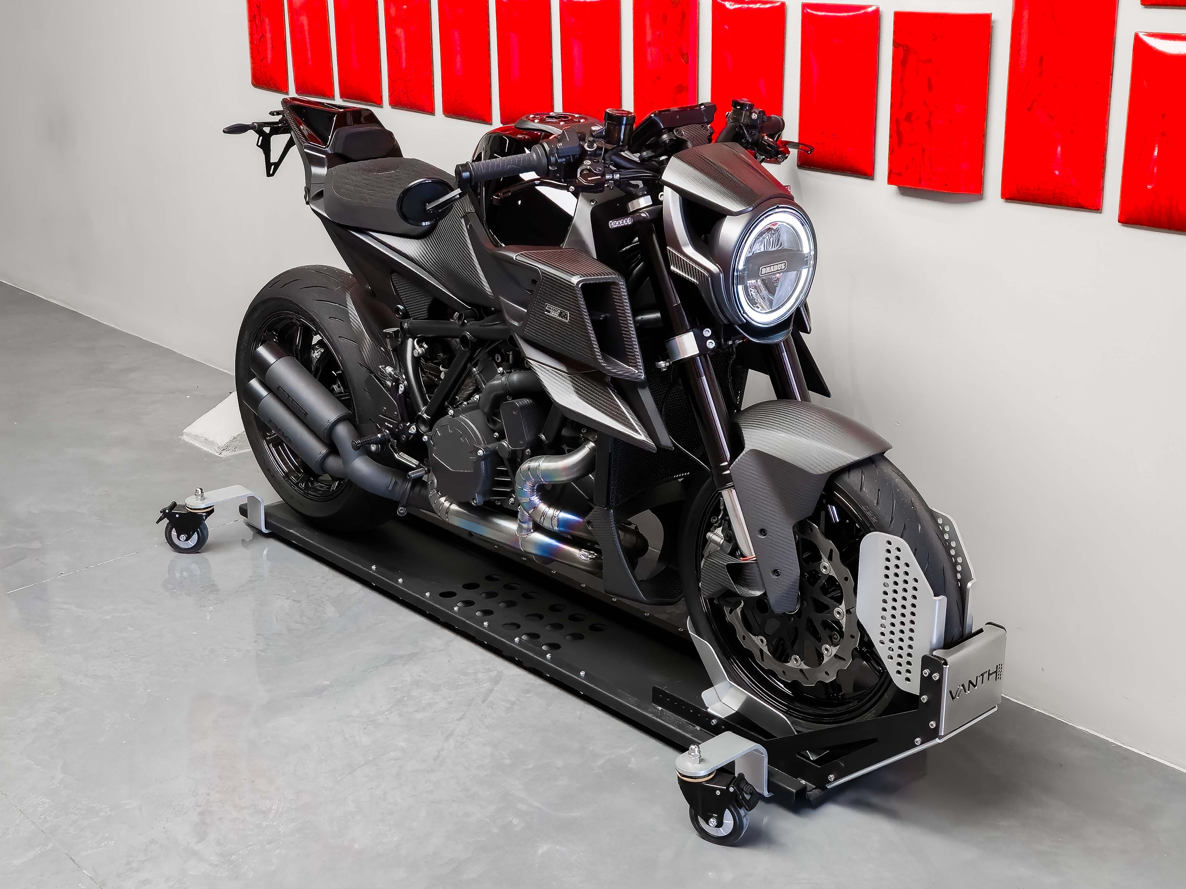 KTM Brabus 1300 R Edition 23 Superblack 2023 - Foto 4