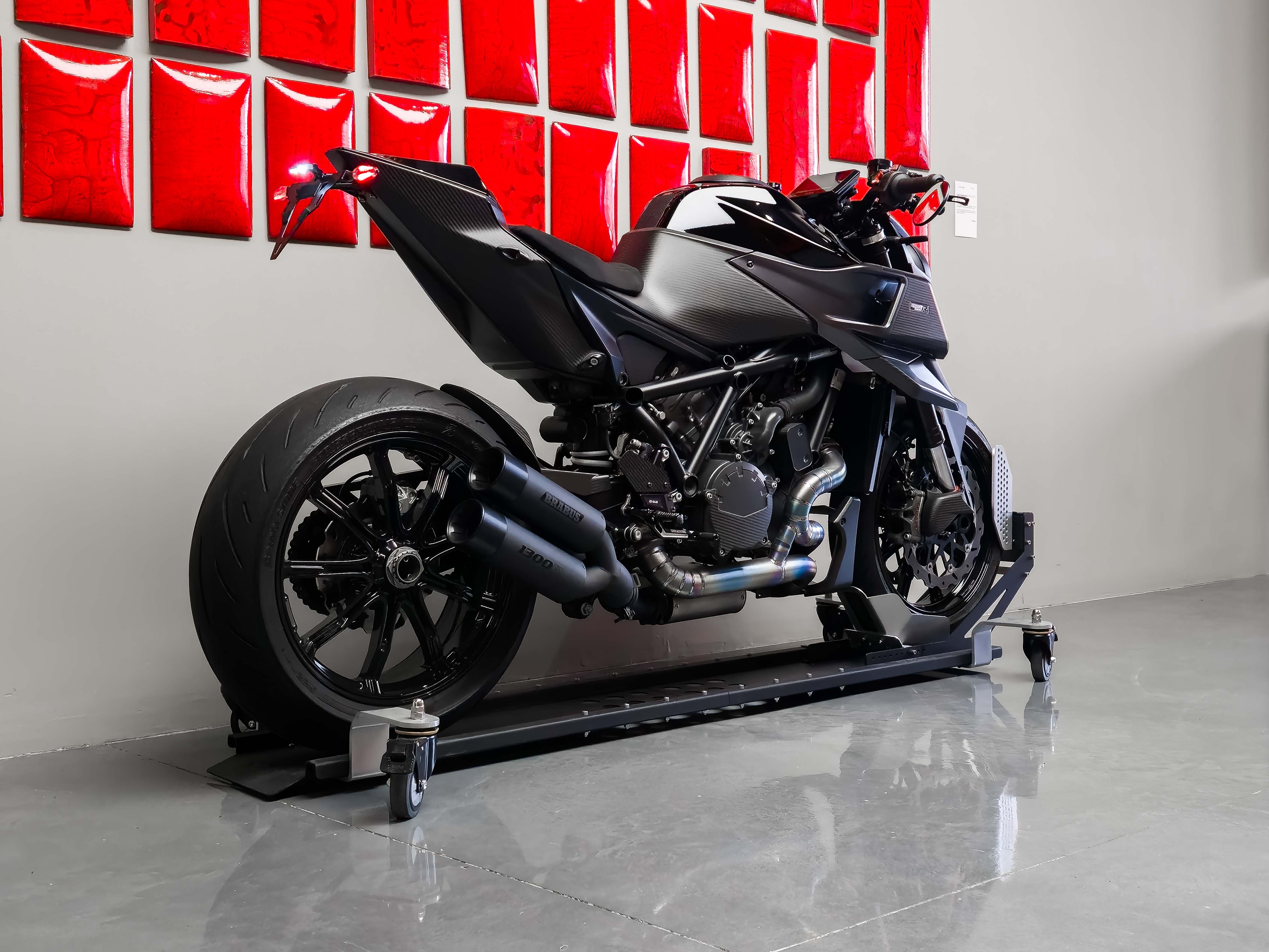 KTM Brabus 1300 R Edition 23 Superblack 2023 - Foto 5