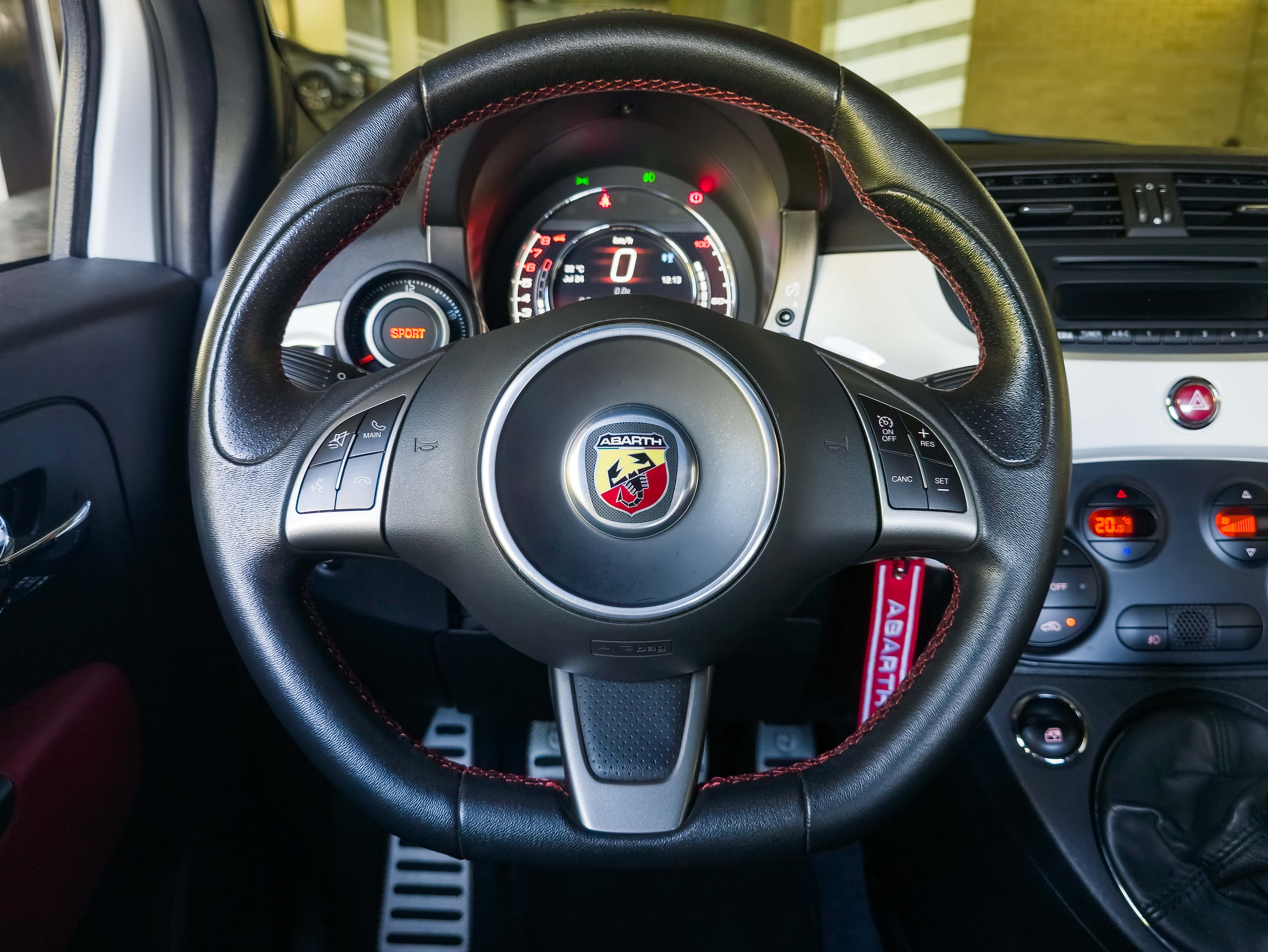 Fiat 500 1.4 Abarth 2015 - Foto 20