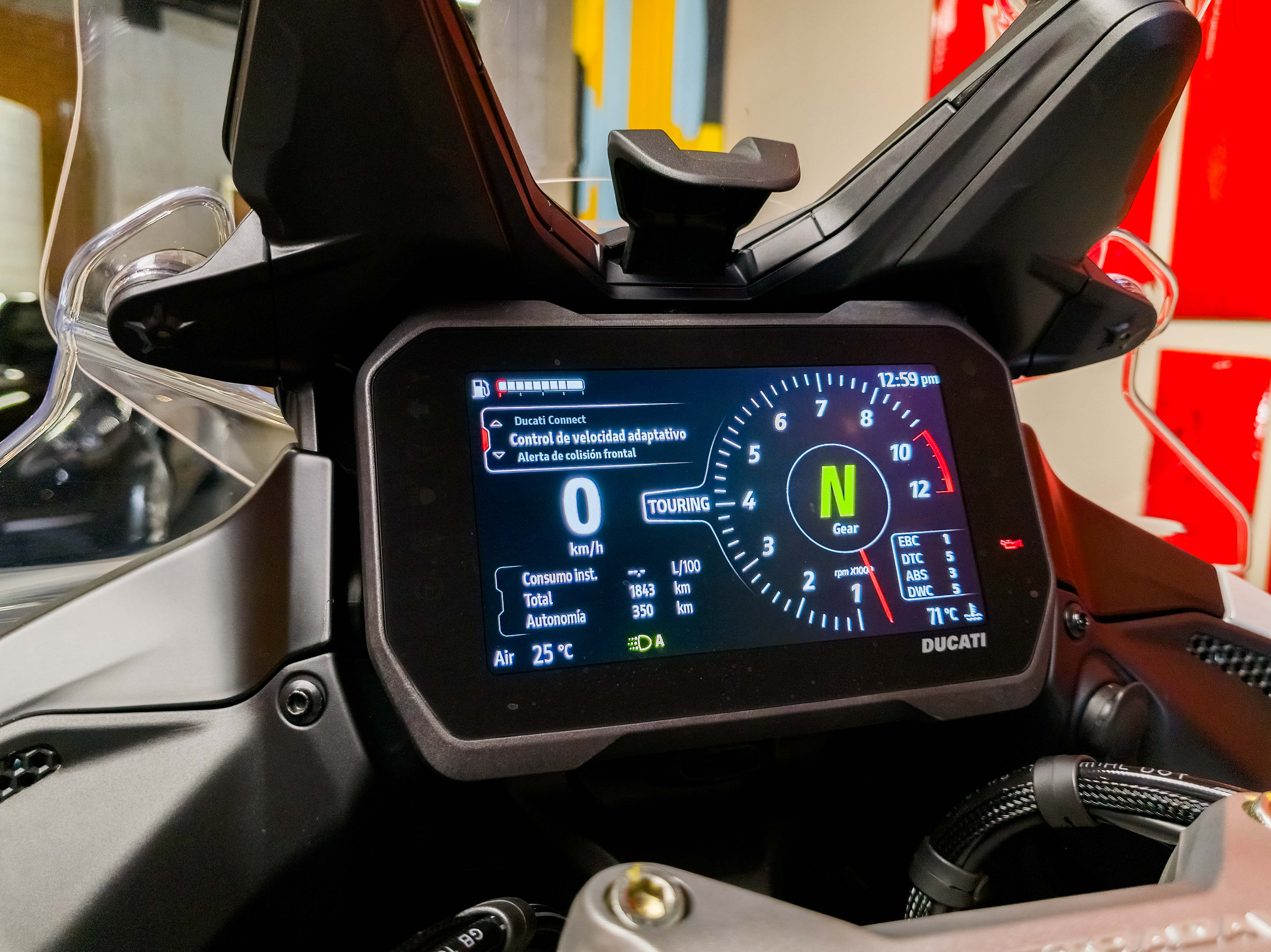 Ducati Multistrada V4S 2025 - Foto 16
