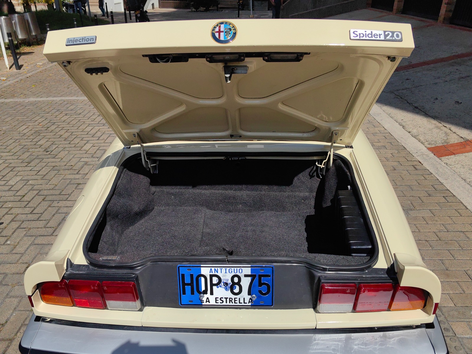 Alfa Romeo Spider Veloce 1983 - Foto 12